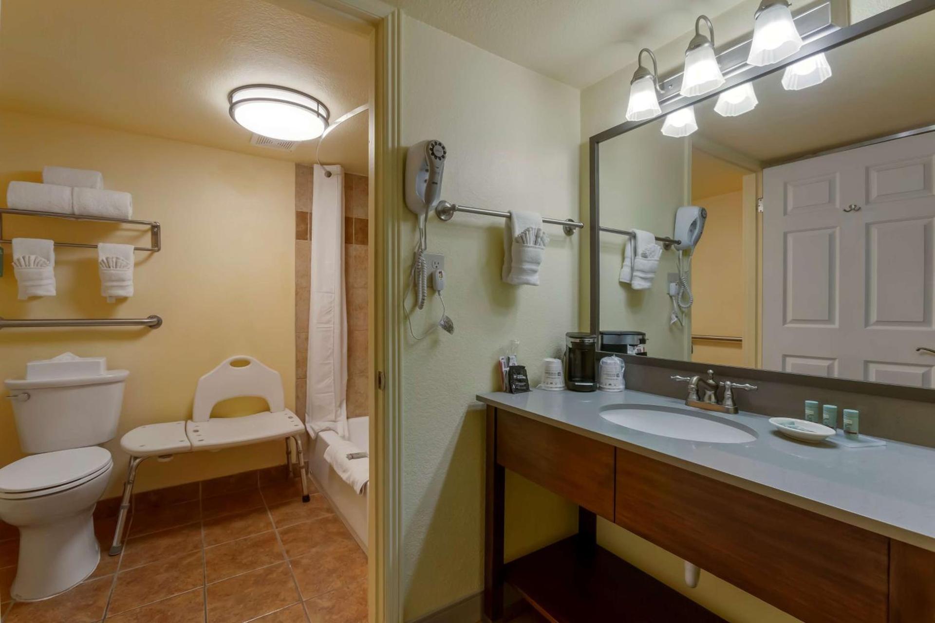 Best Western Phoenix Goodyear Inn photo 22