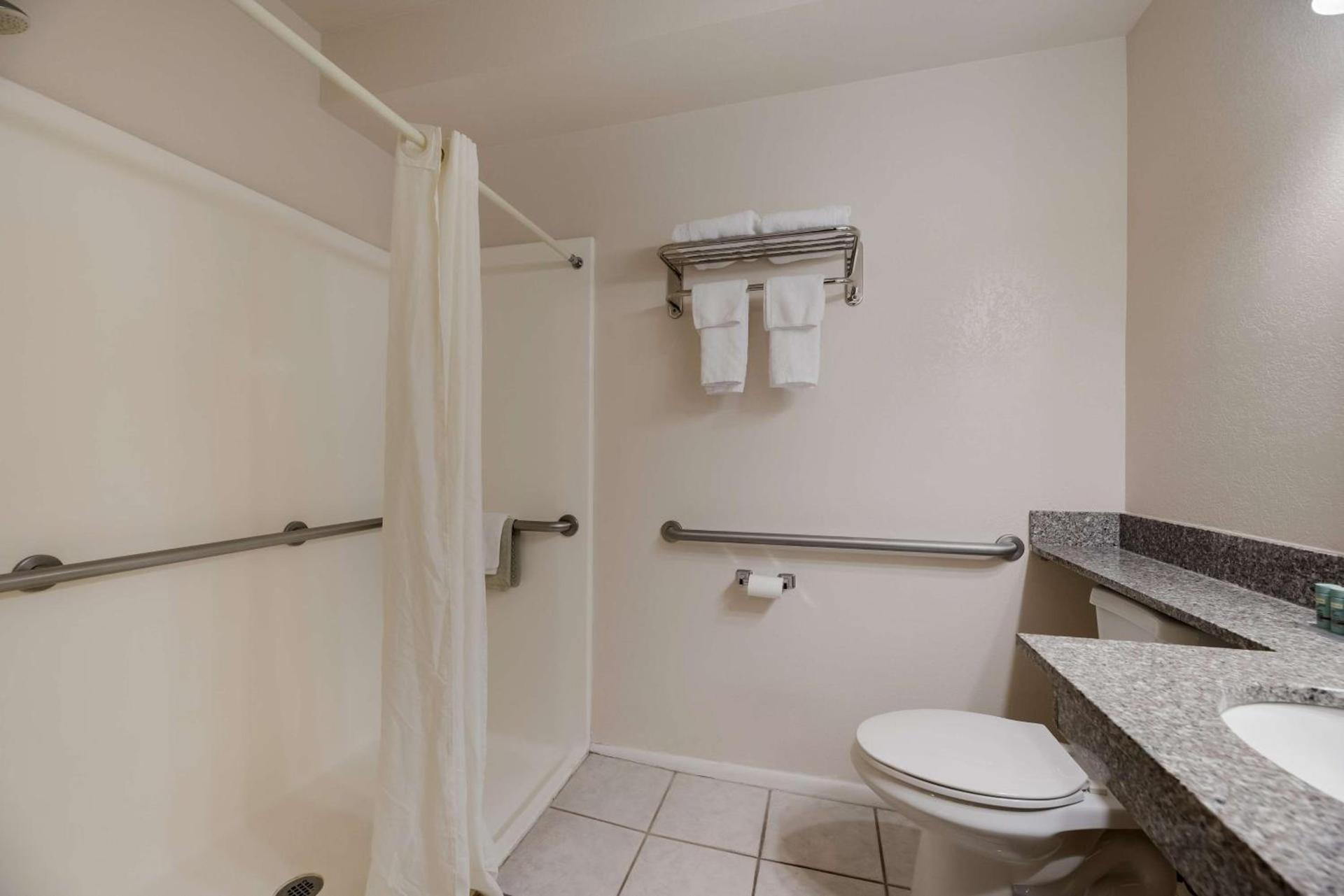 Best Western Butch Cassidy Inn photo 24