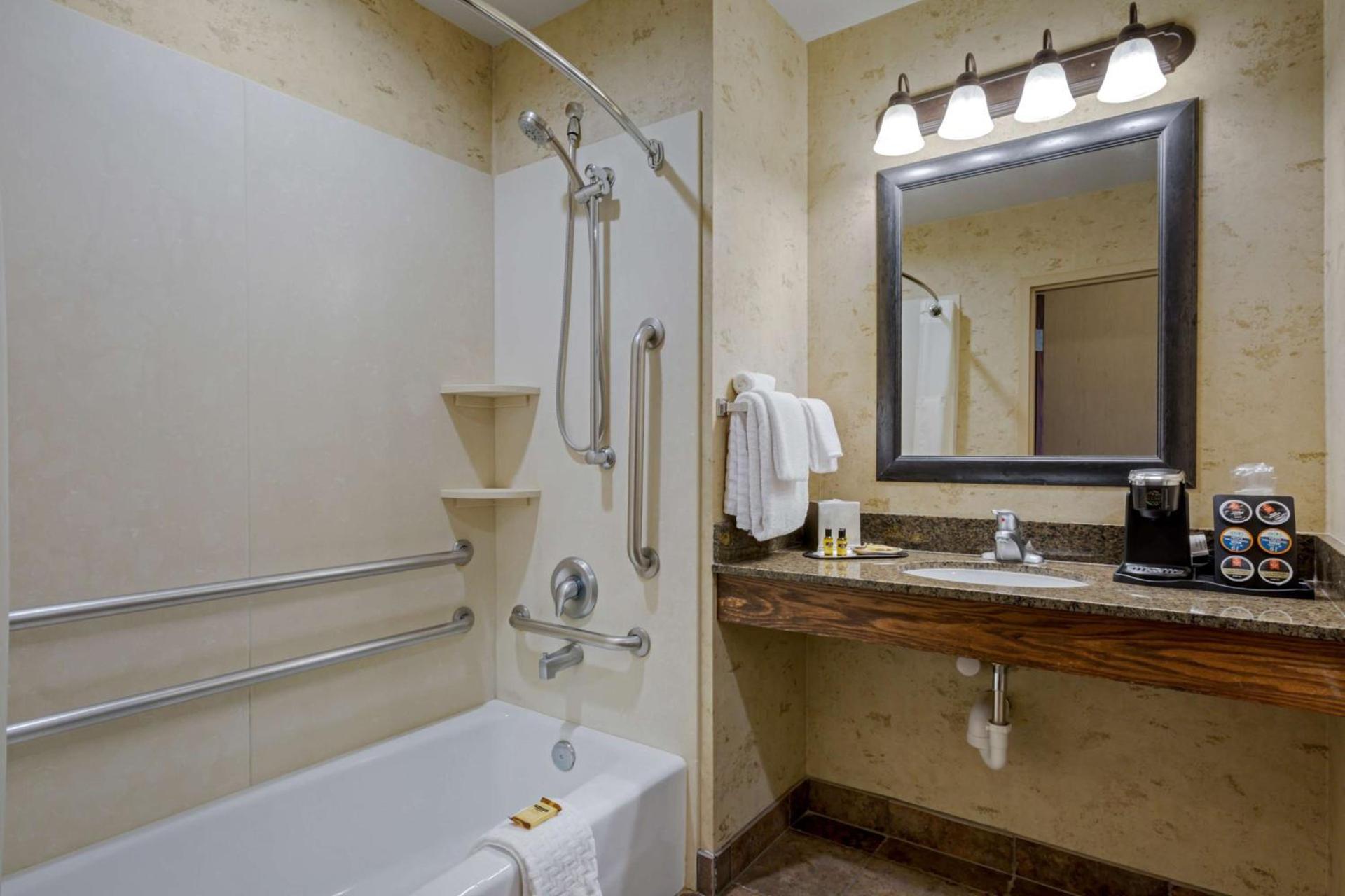 Best Western PLUS Bryce Canyon Grand Hotel photo 21