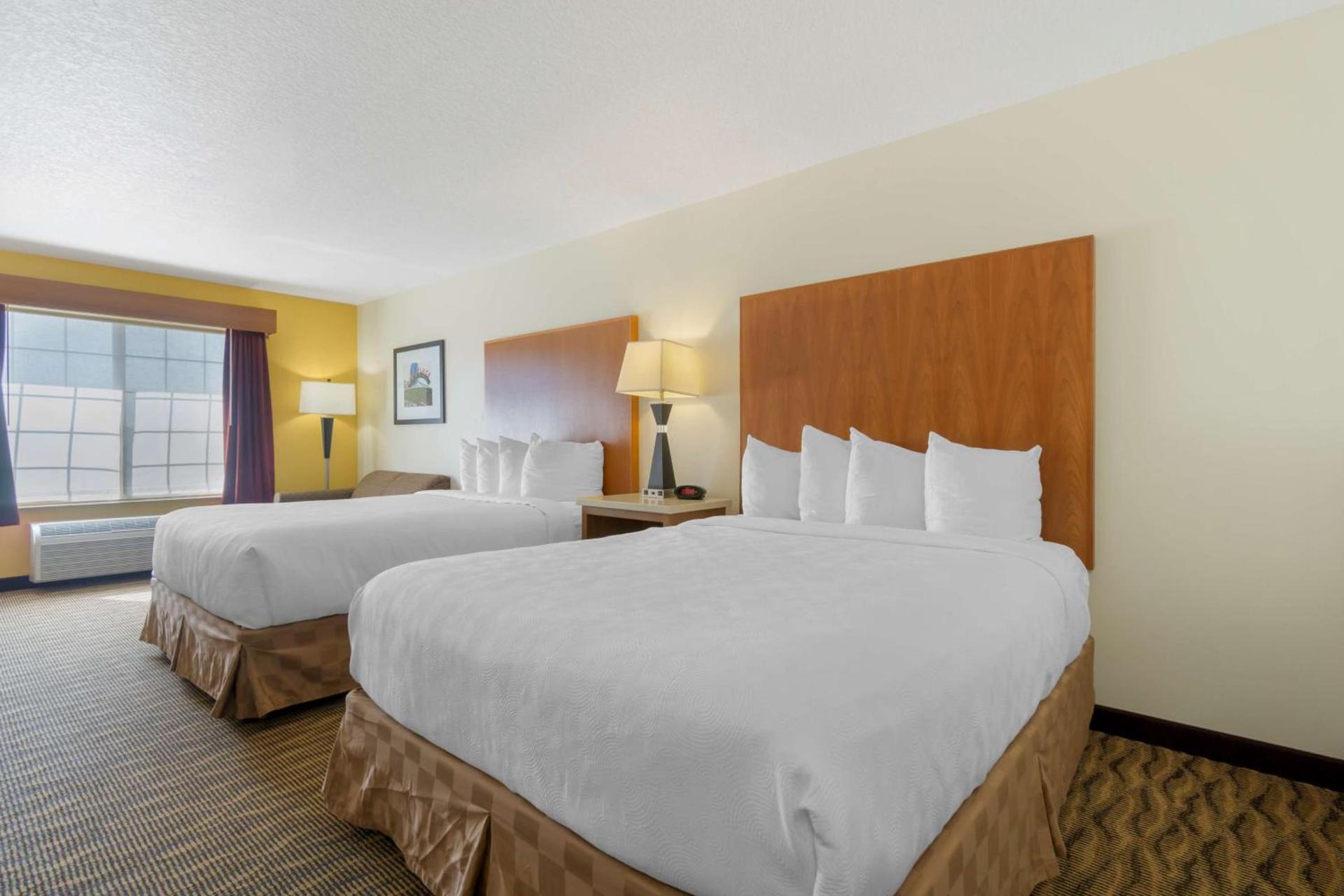 Best Western Plus Park Place Inn & Suites photo 6