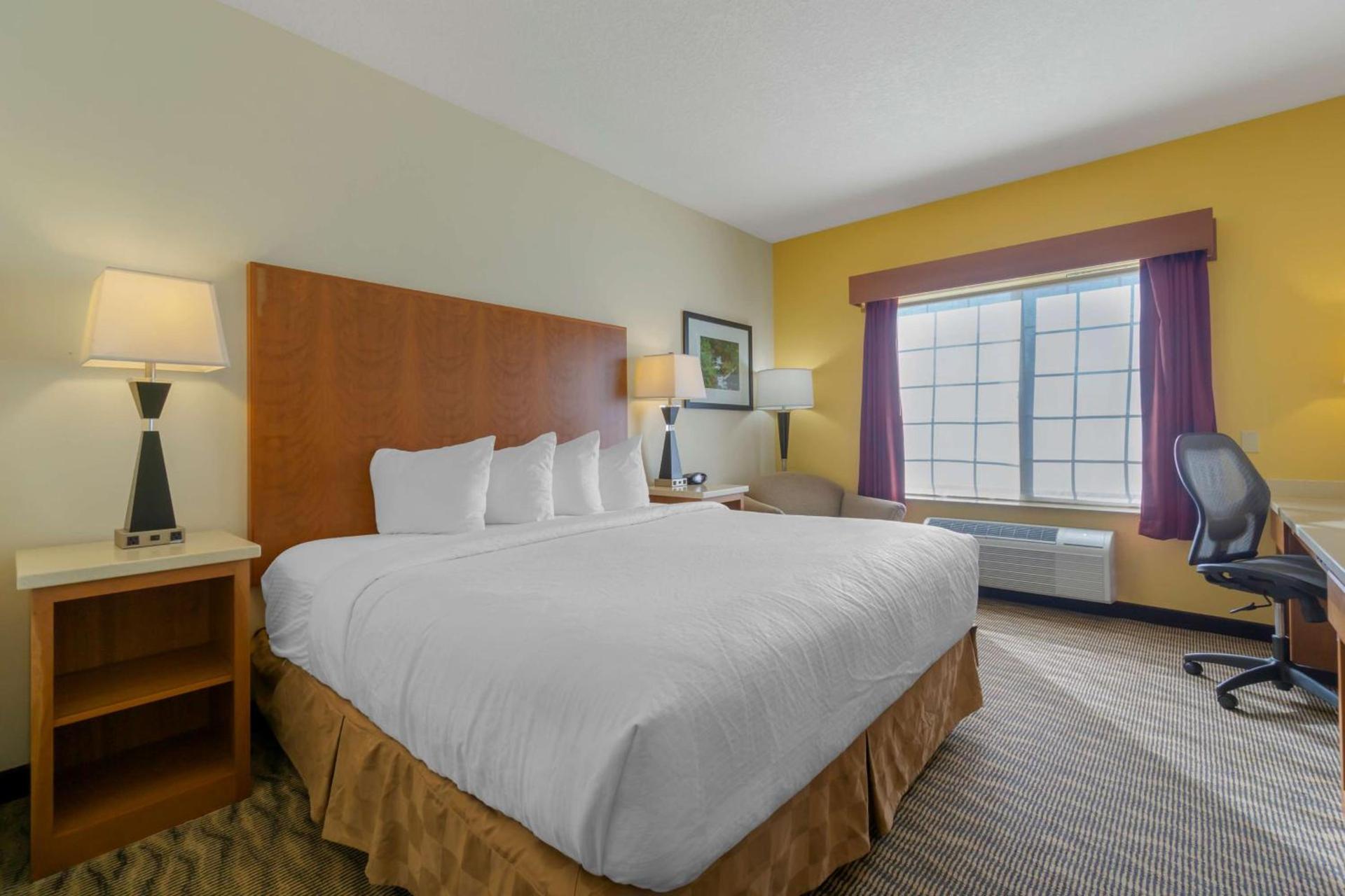 Best Western Plus Park Place Inn & Suites photo 16