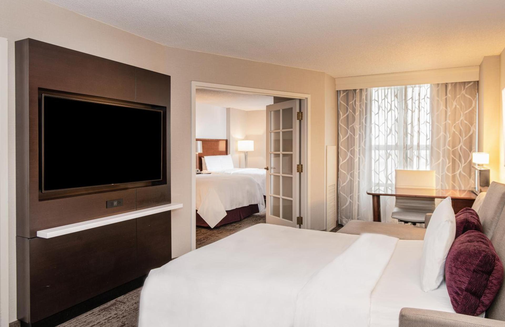 Chicago Marriott Suites Deerfield photo 8