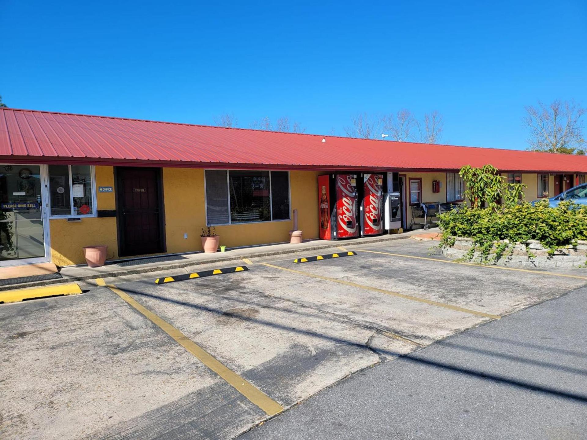 Cook's Motel- Panama City Beach photo 2