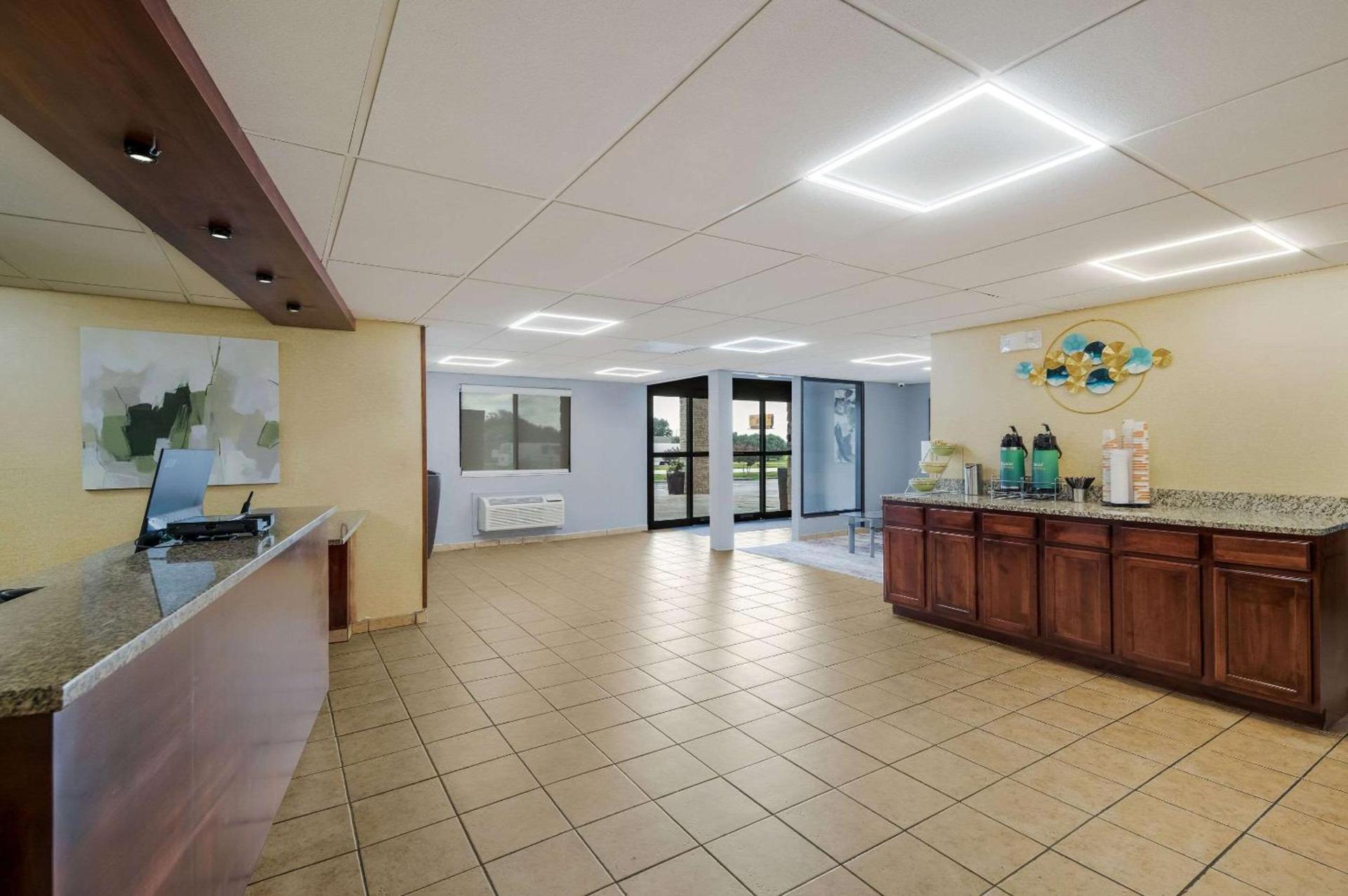 Quality Inn - Denton photo 4