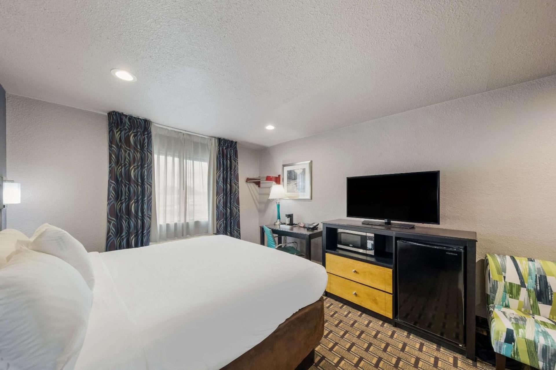 Quality Inn - Denton photo 19