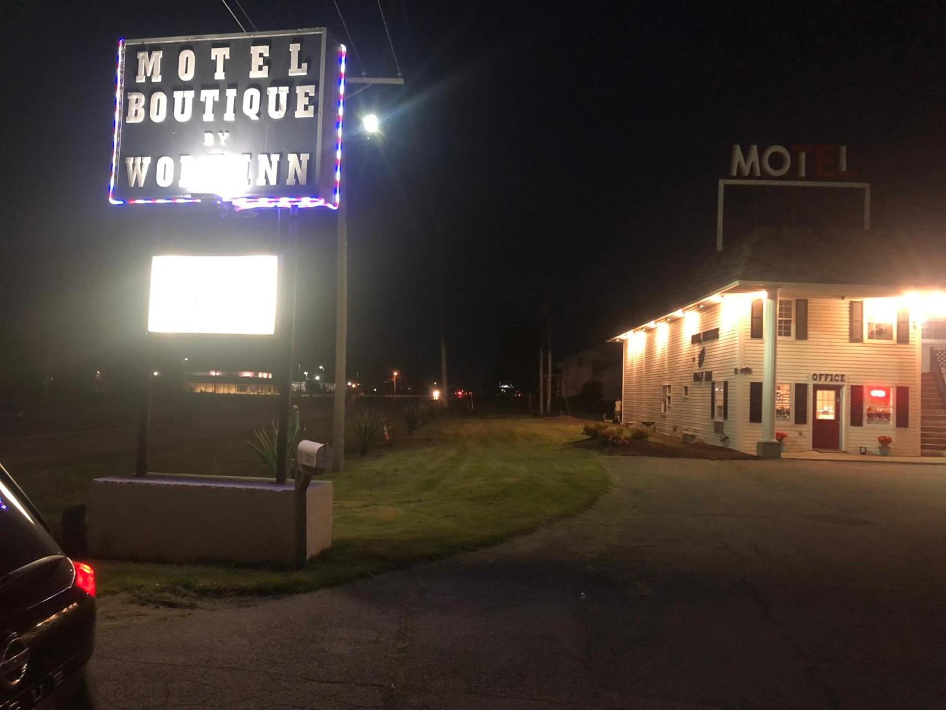 Motel Boutique by Wolf Inn photo 9