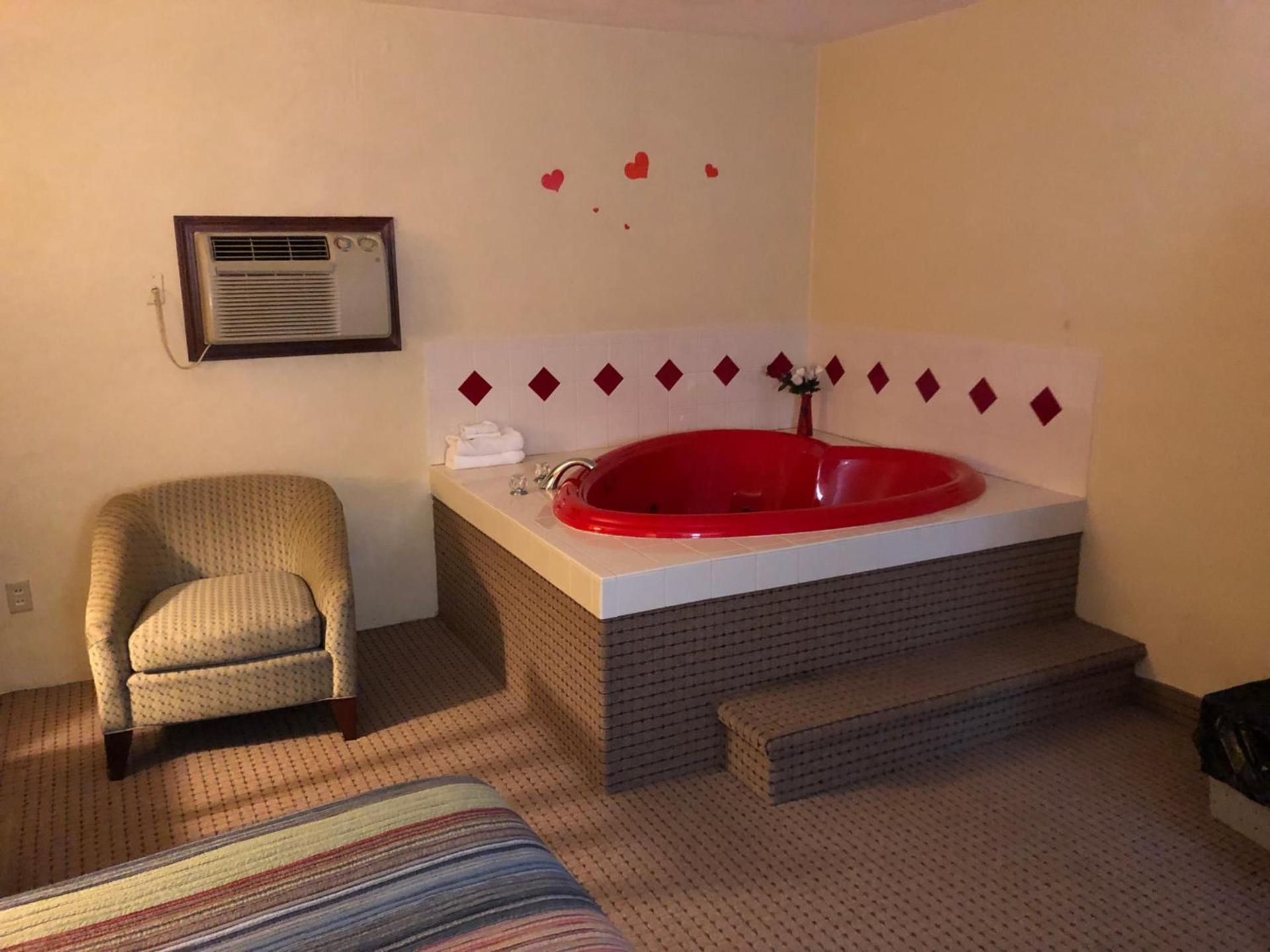 Motel Boutique by Wolf Inn photo 26