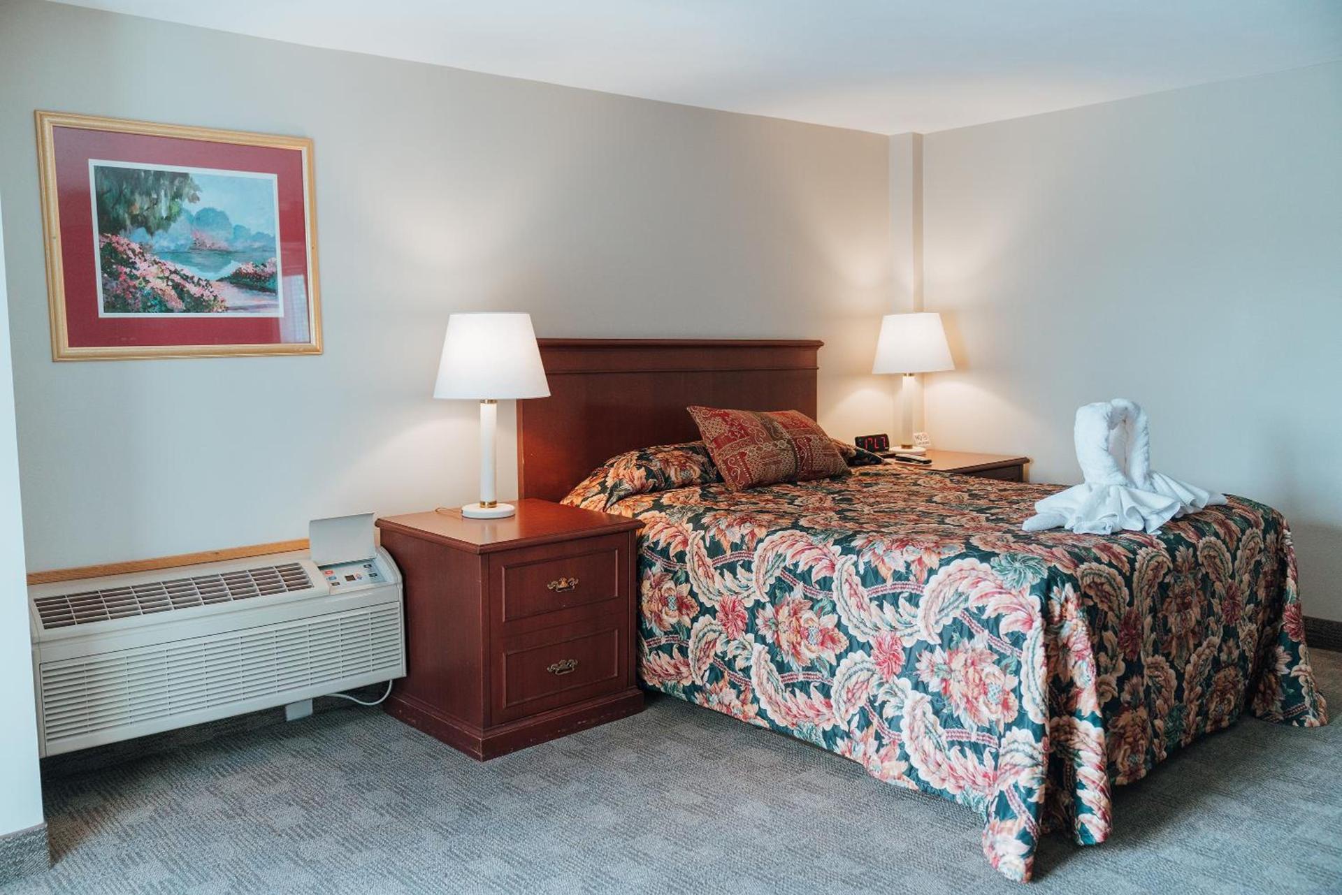 Skaneateles Suites photo 21