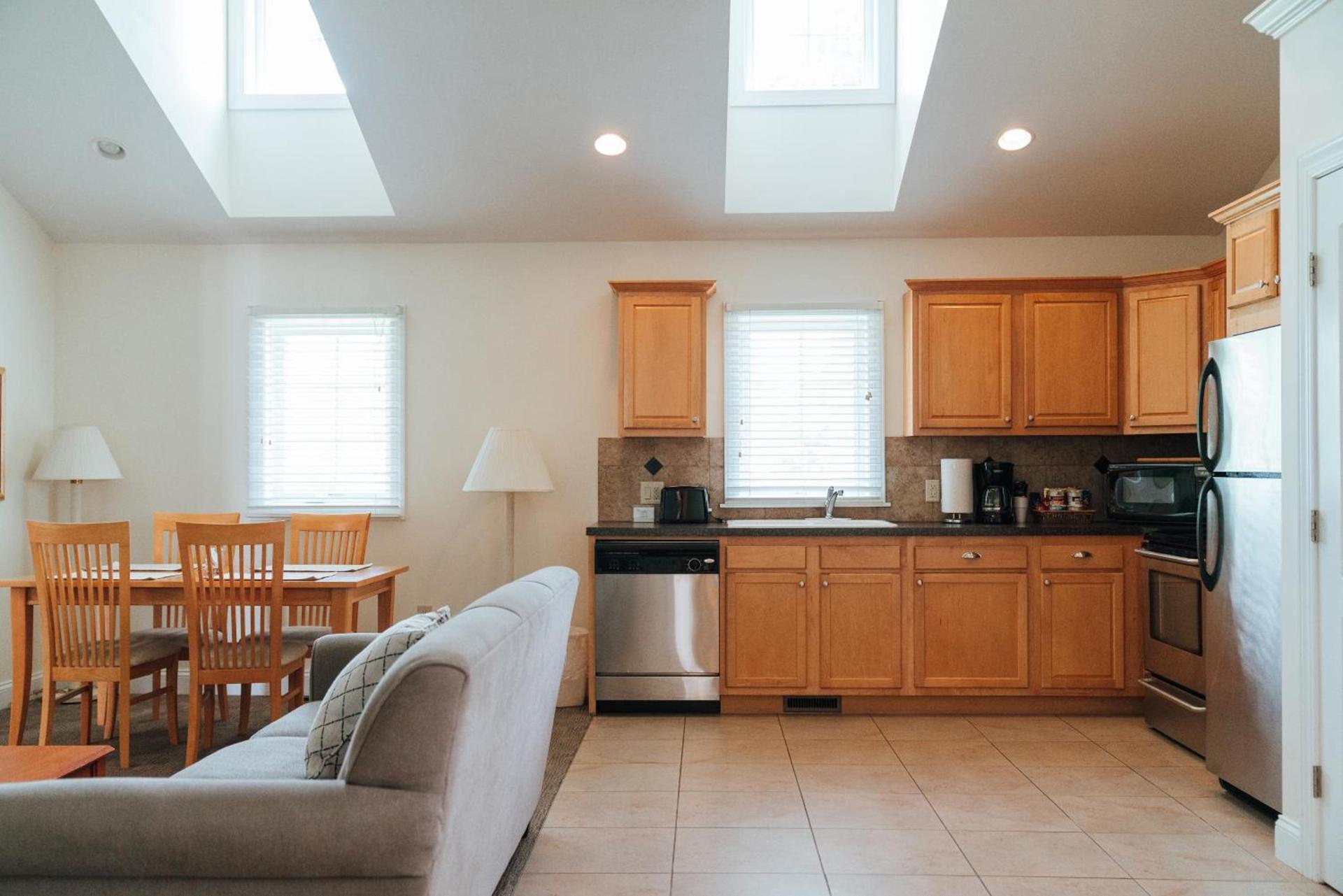 Skaneateles Suites photo 27