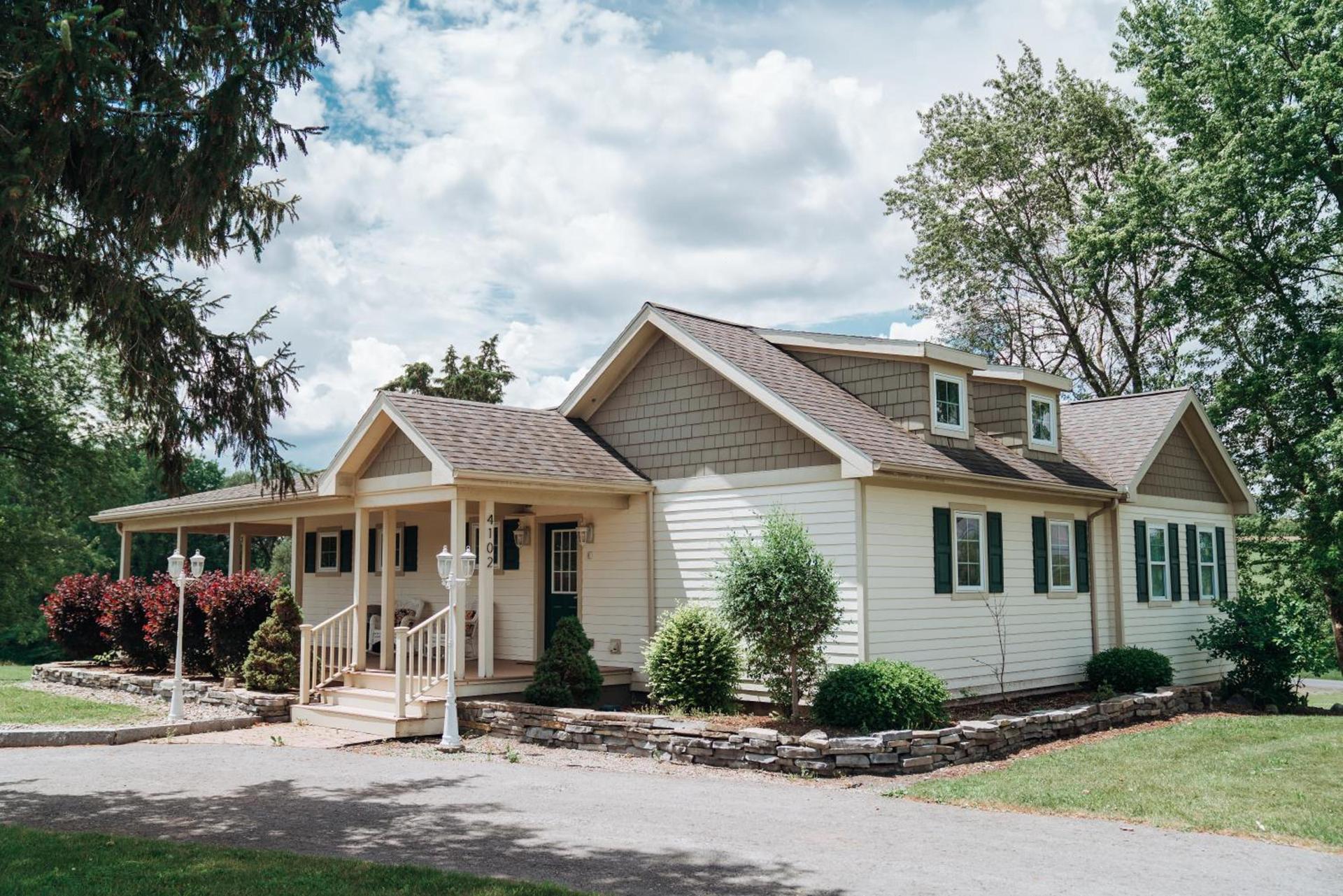Skaneateles Suites photo 31