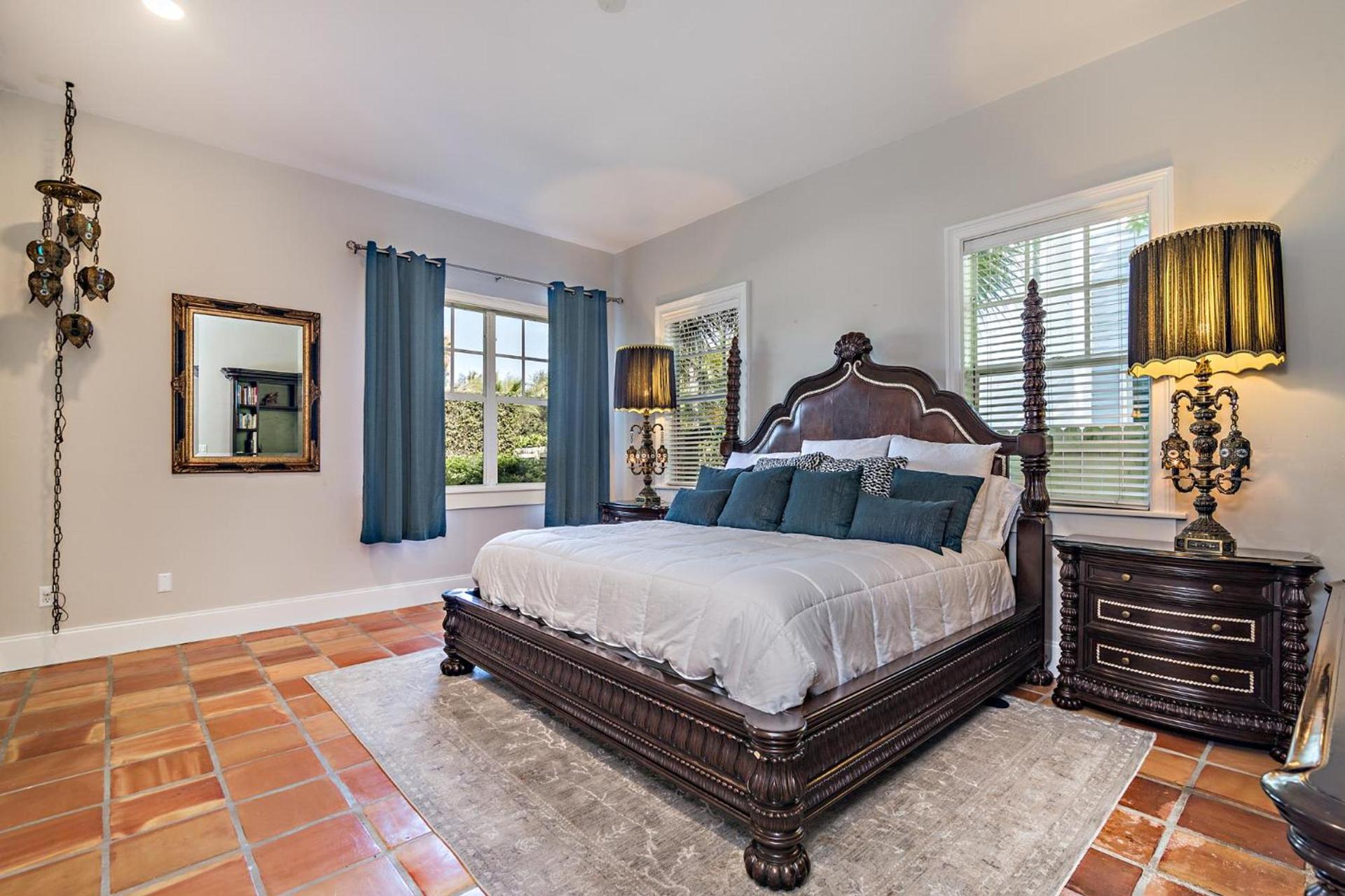 Grandview Gardens photo 50