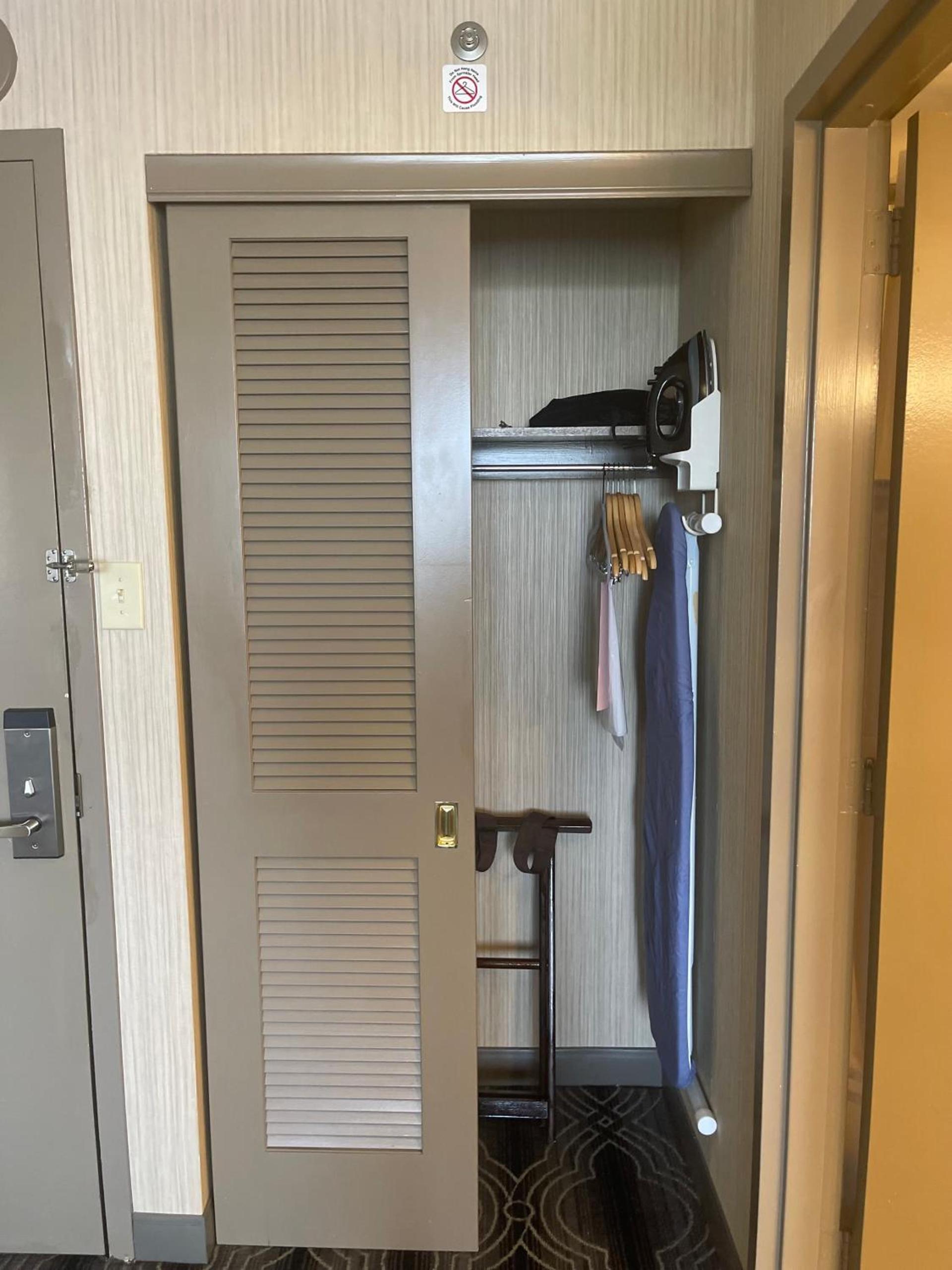 Grand Laurel Hotel photo 20