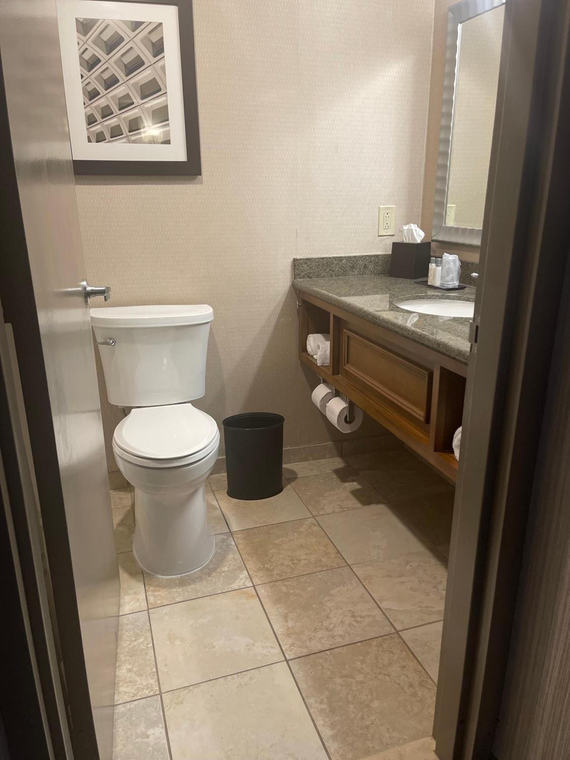 Grand Laurel Hotel photo 19