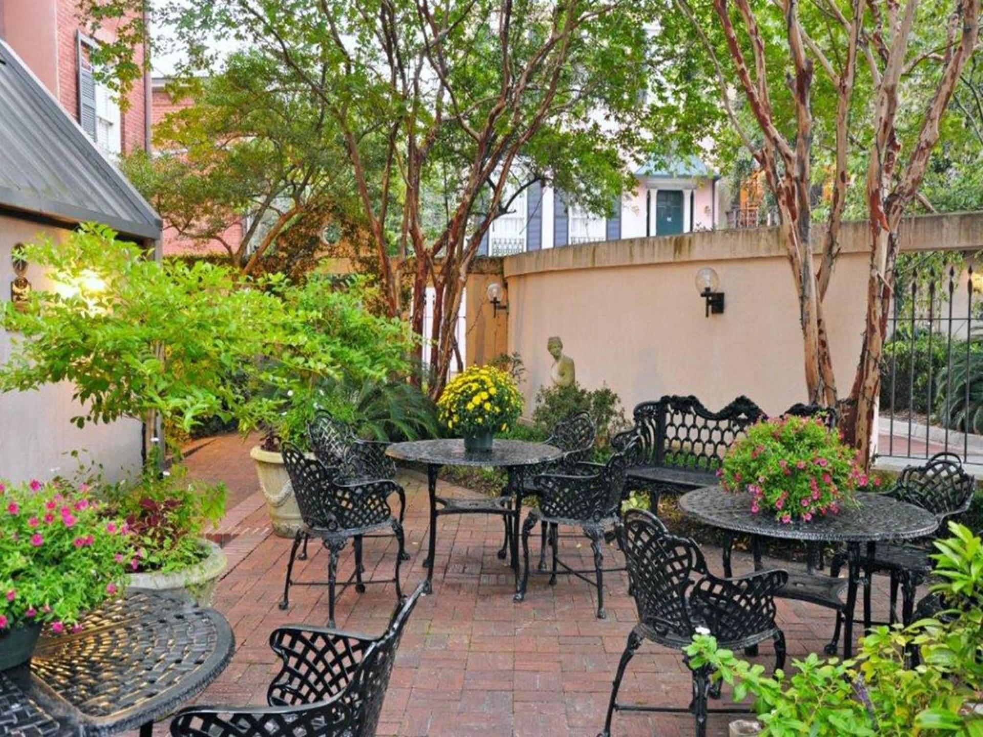 The Presidents' Quarters Inn photo 11