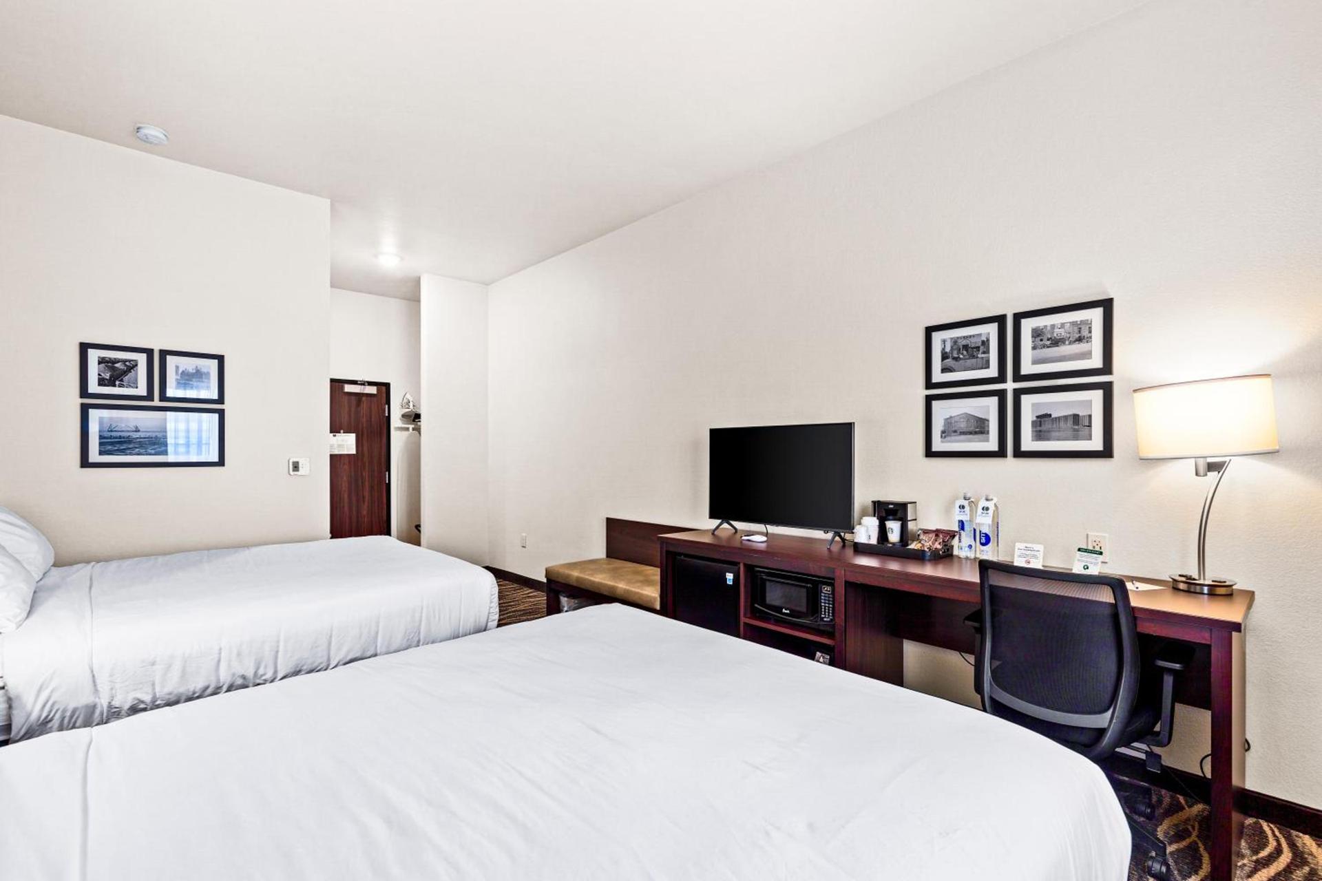 Cobblestone Hotel & Suites - Superior Duluth photo 28