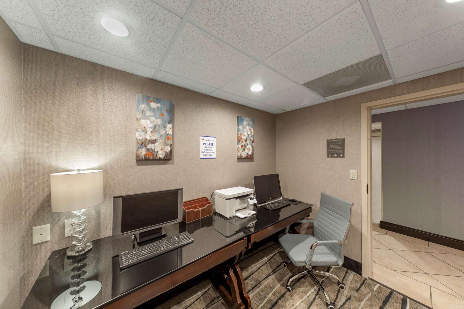 Best Western Plus Russellville Hotel & Suites photo 33