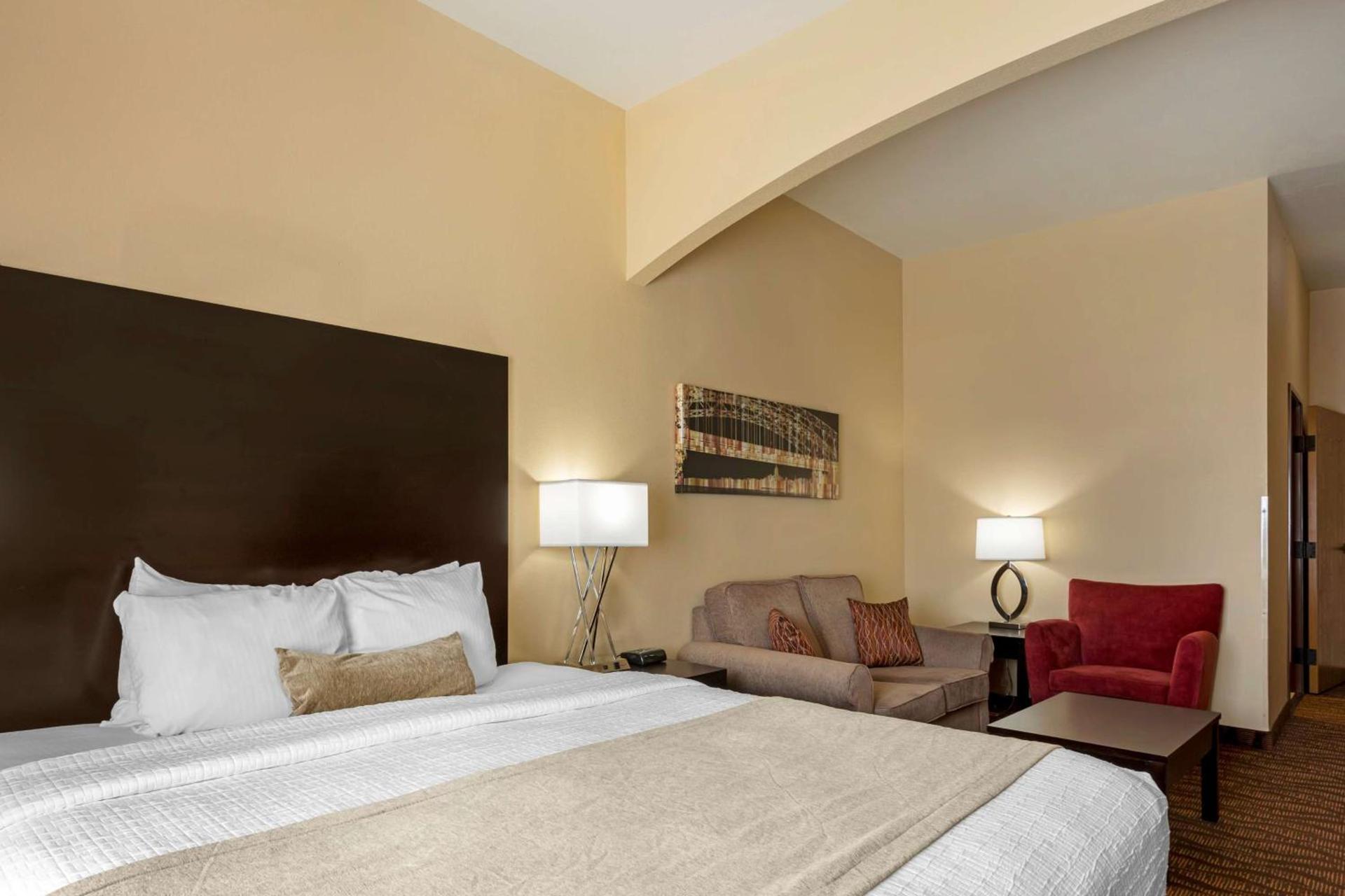Best Western Plus Capital Inn photo 24