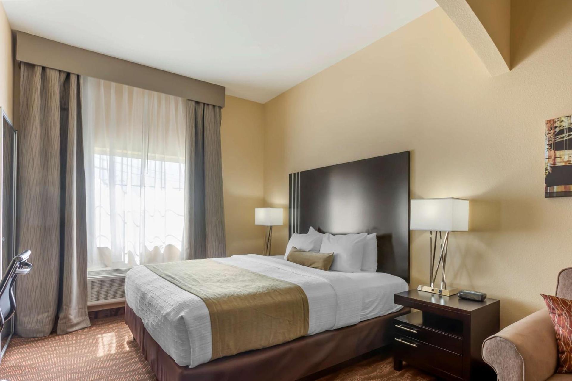 Best Western Plus Capital Inn photo 27
