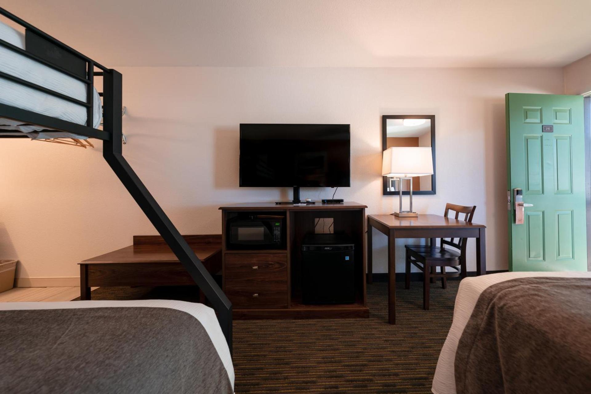 Riviera Motor Lodge photo 10