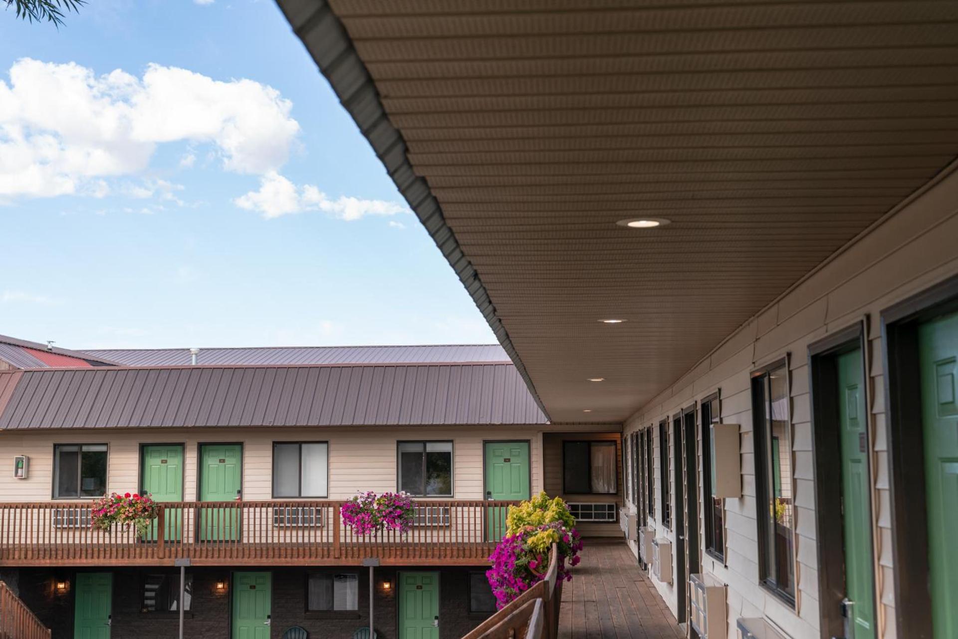 Riviera Motor Lodge photo 6