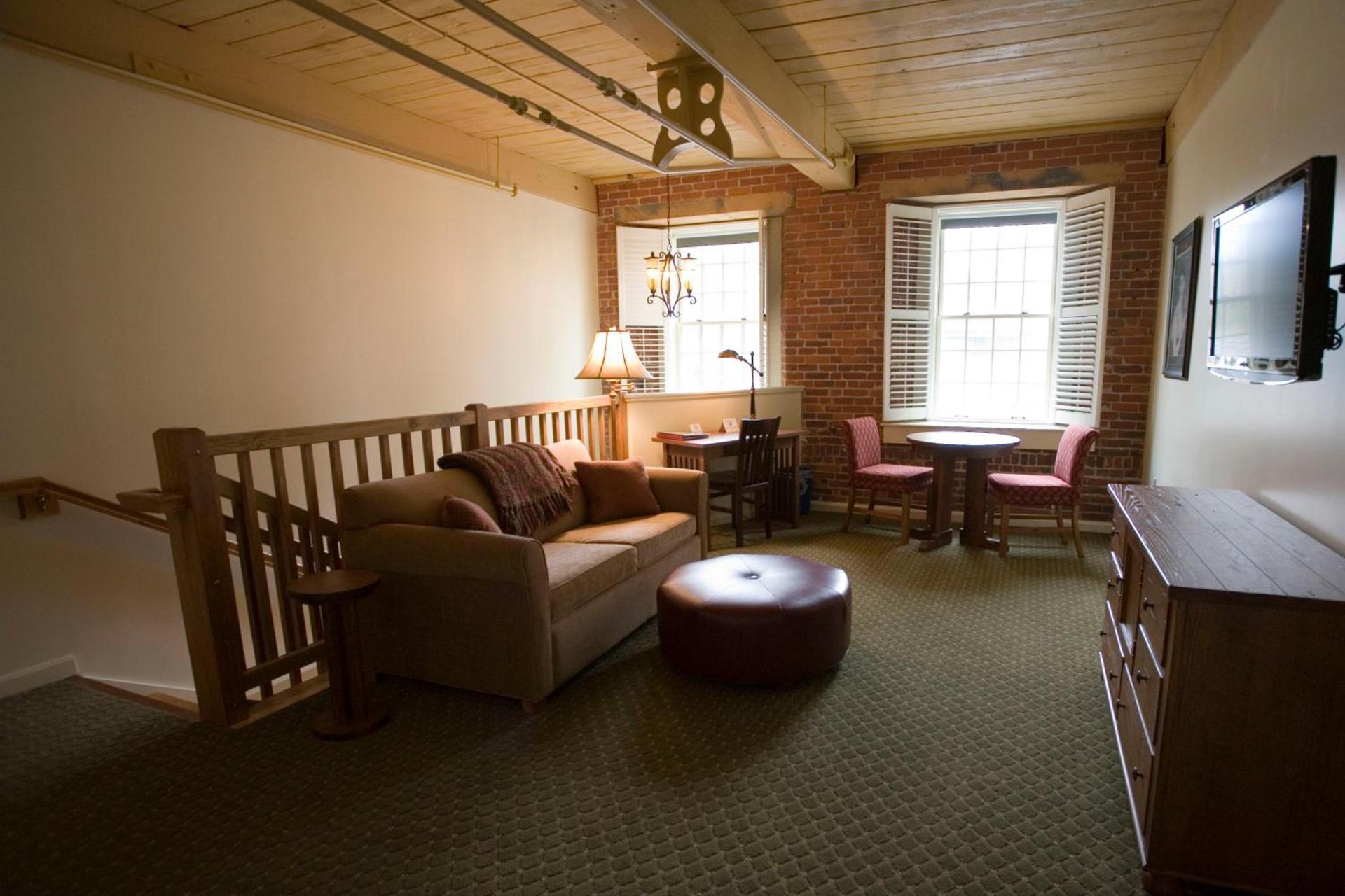 The Common Man Inn & Restaurant photo 57