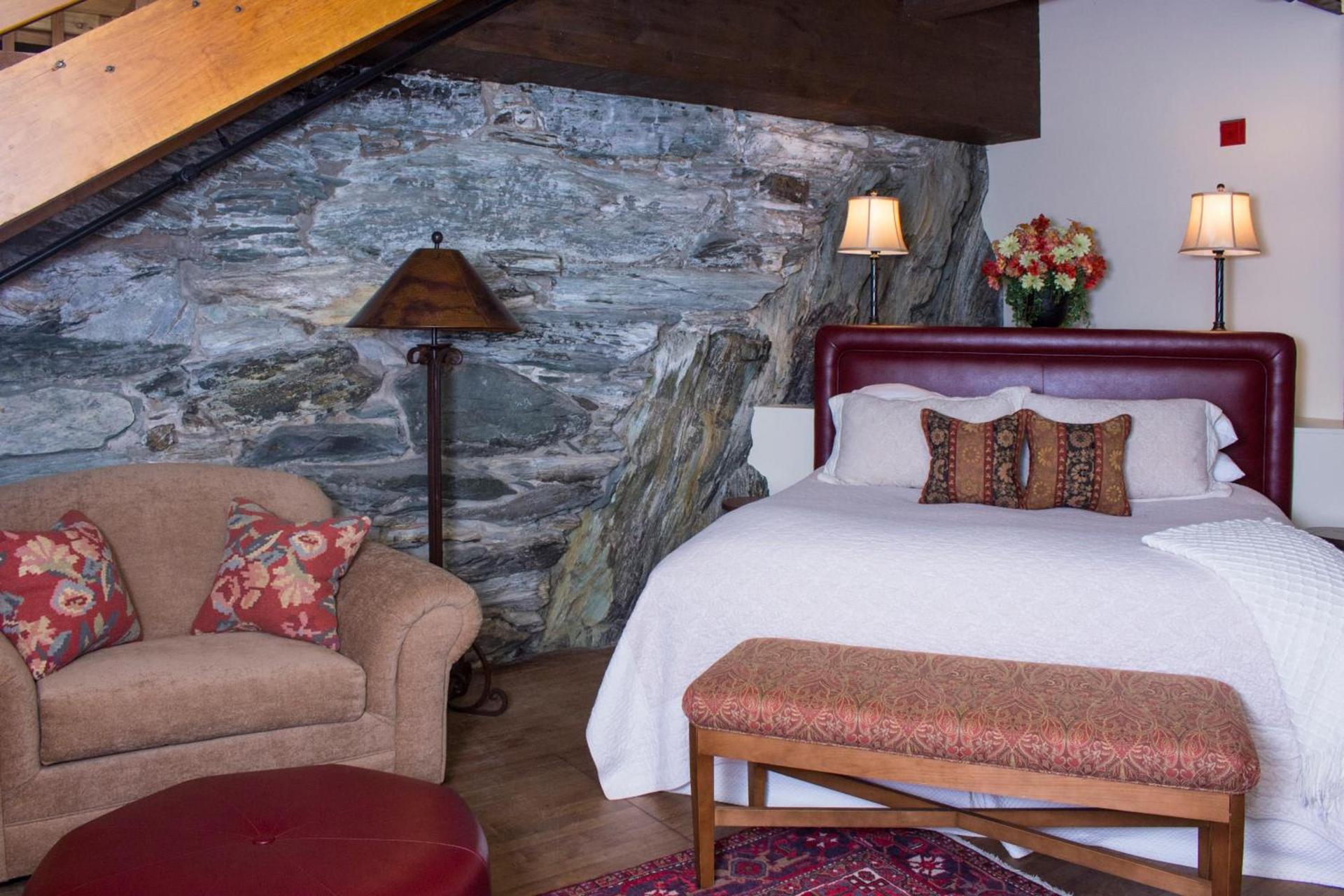 The Common Man Inn & Restaurant photo 62