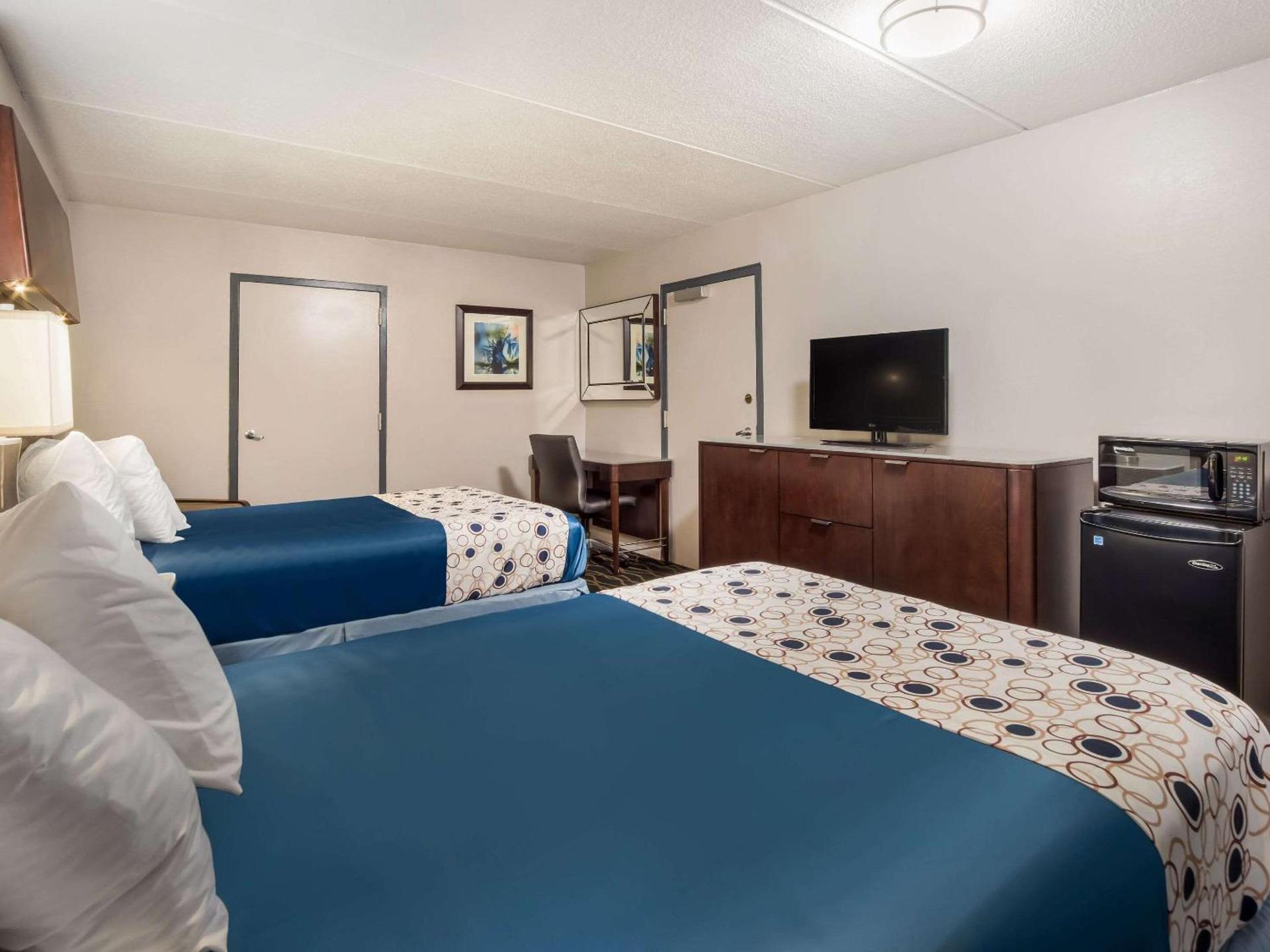 Rodeway Inn Greenwood photo 19