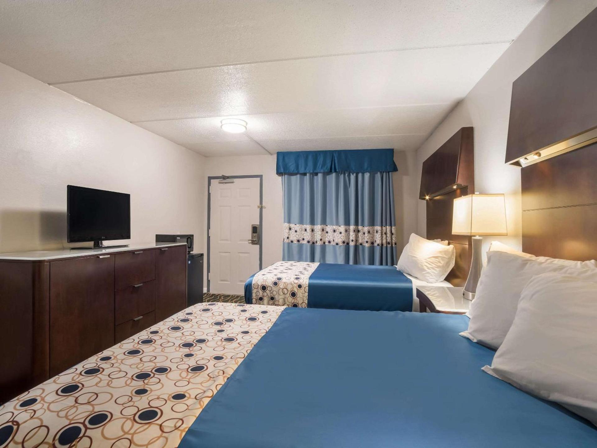 Rodeway Inn Greenwood photo 21