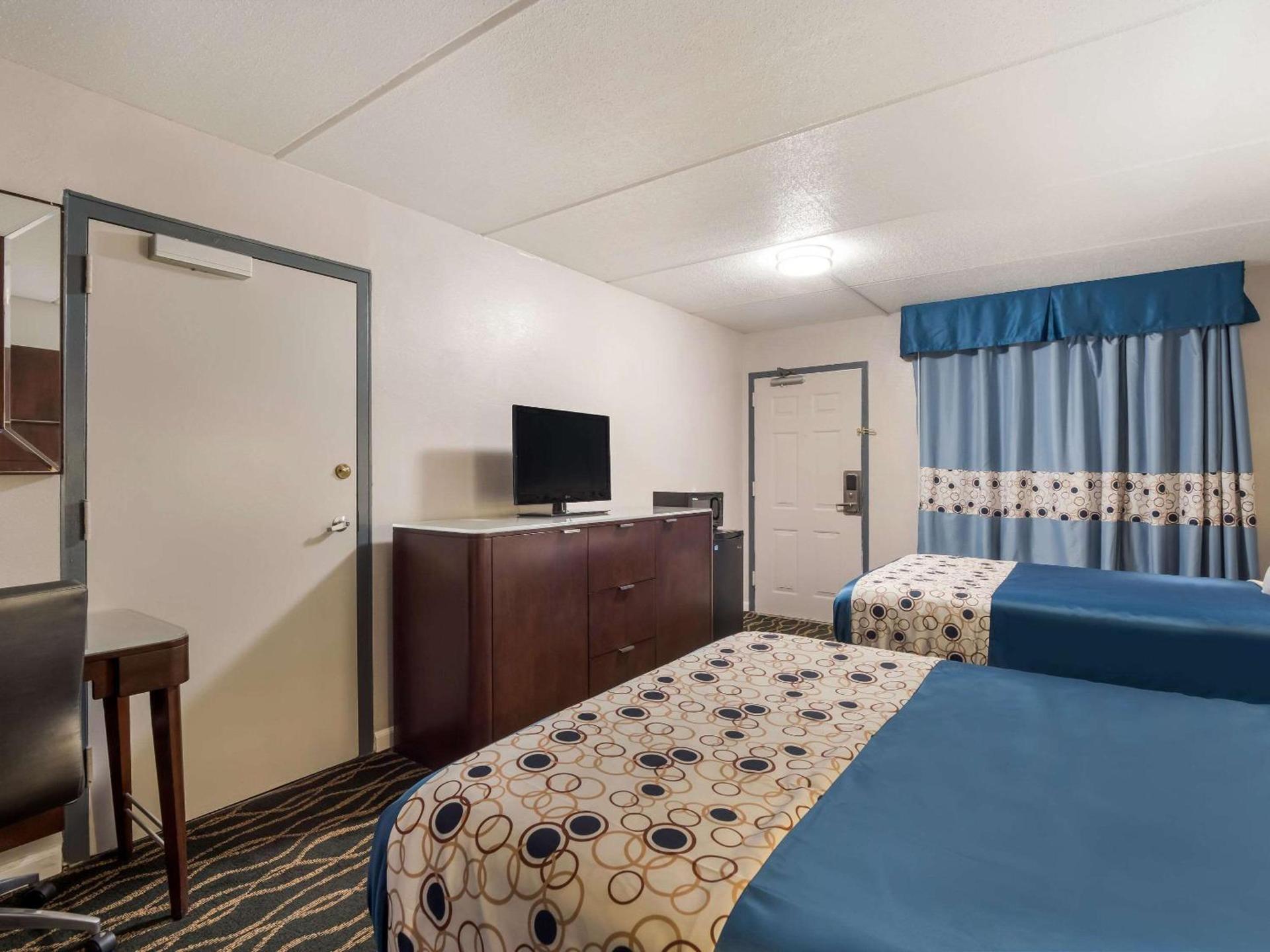 Rodeway Inn Greenwood photo 22