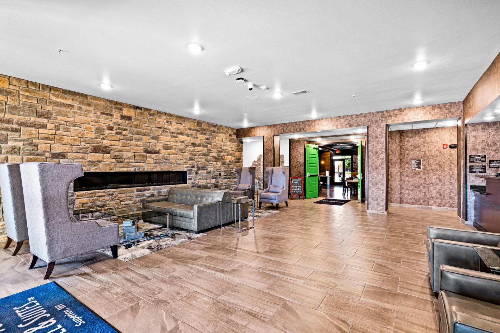 Cobblestone Hotel & Suites - Superior Duluth photo 7