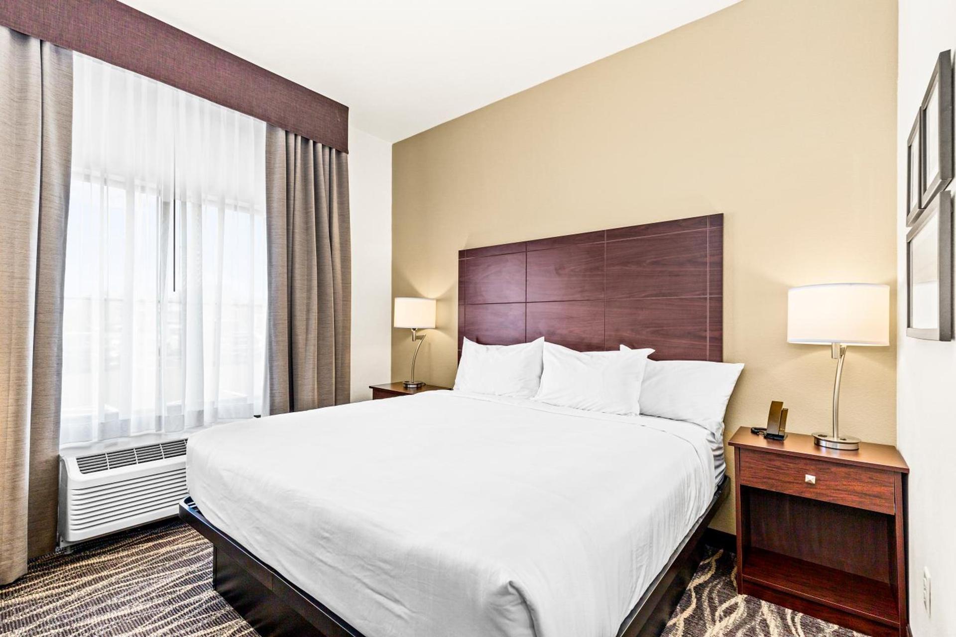 Cobblestone Hotel & Suites - Superior Duluth photo 53