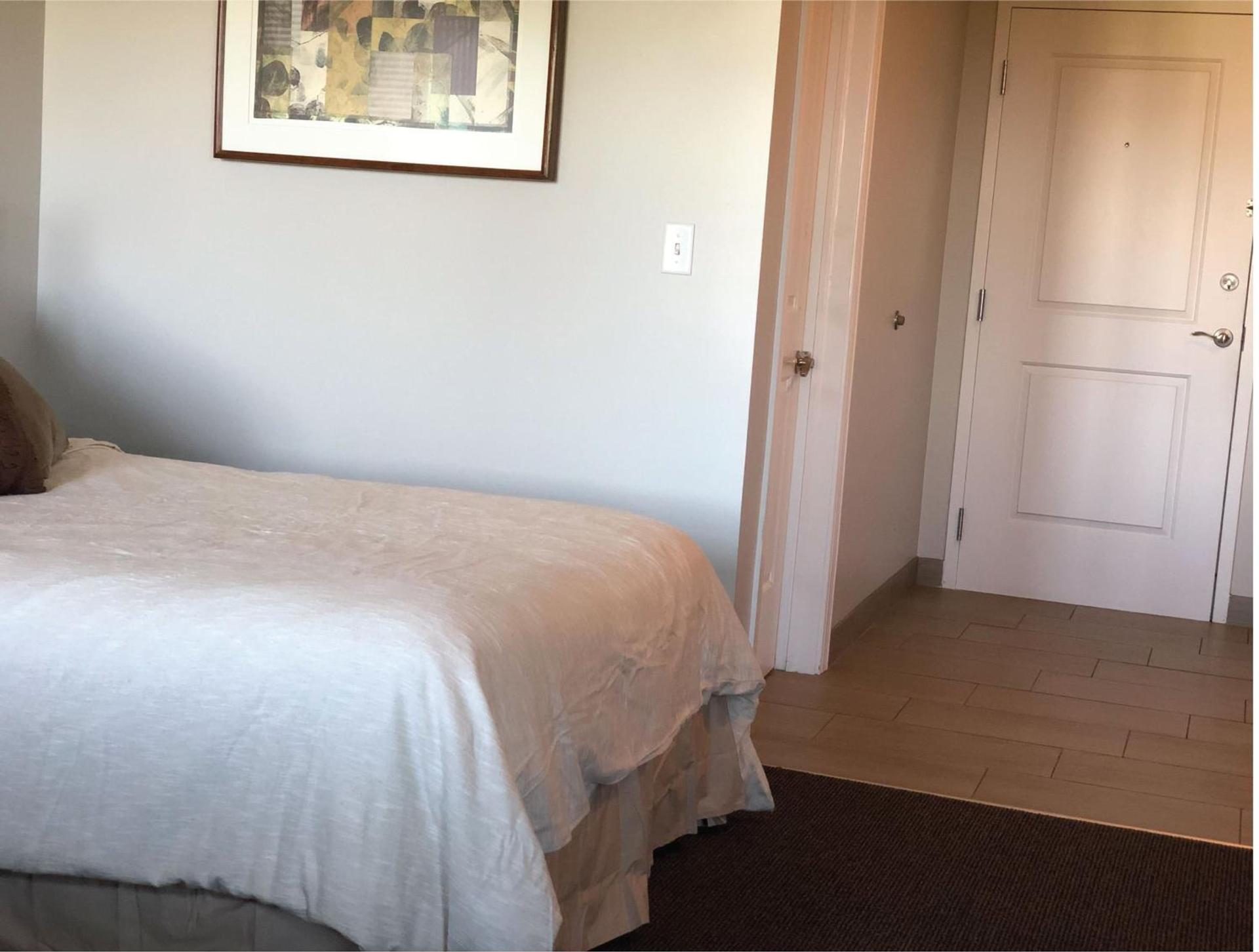 Brinton Suites photo 58