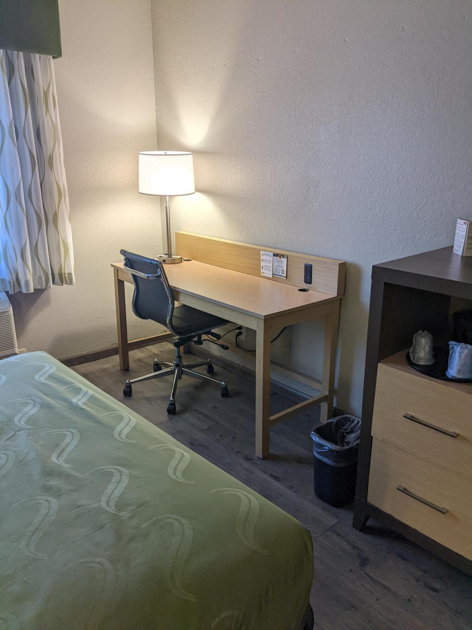 Quality Inn & Suites Delaware South photo 25