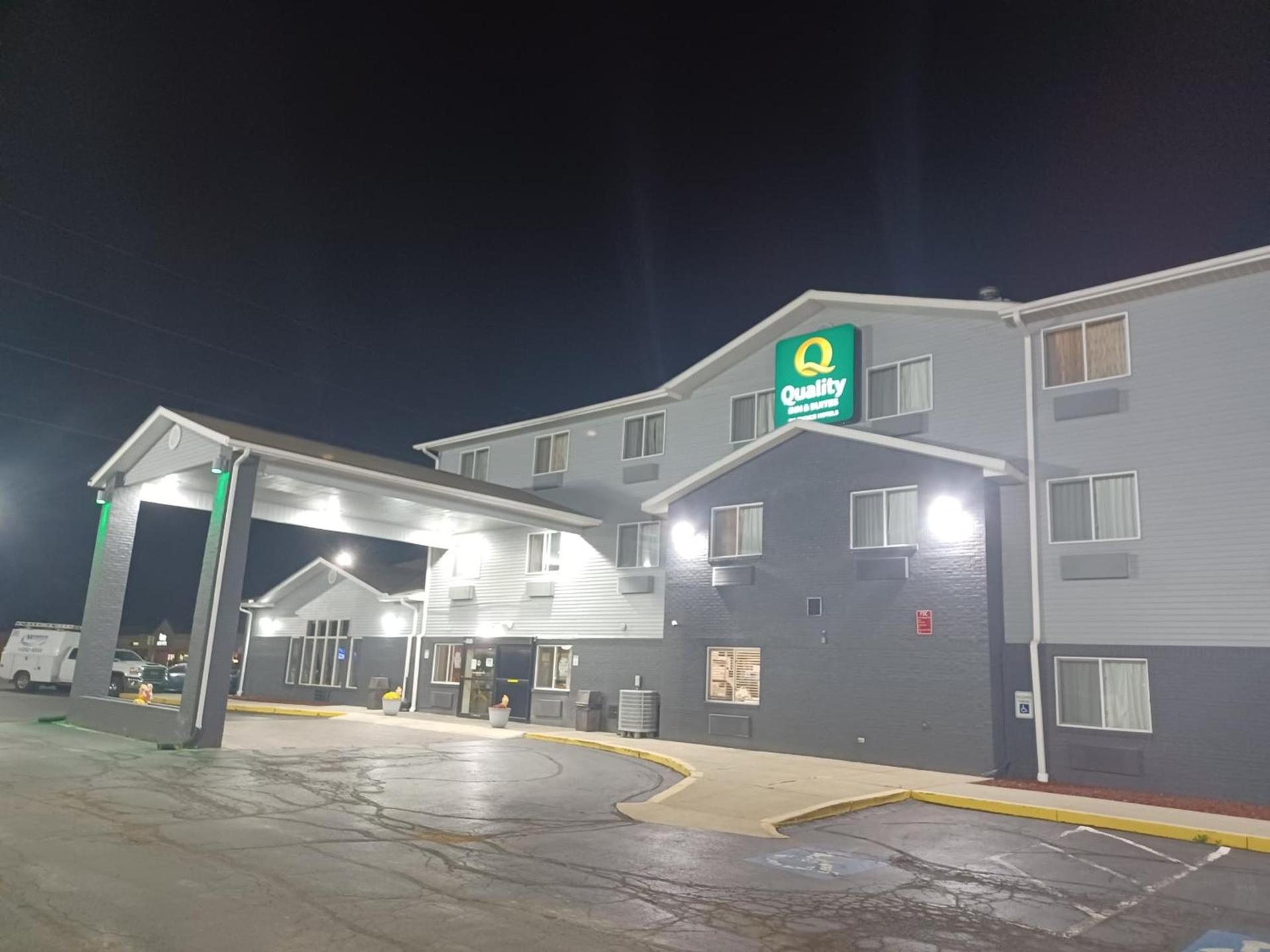 Quality Inn & Suites Delaware South photo 63