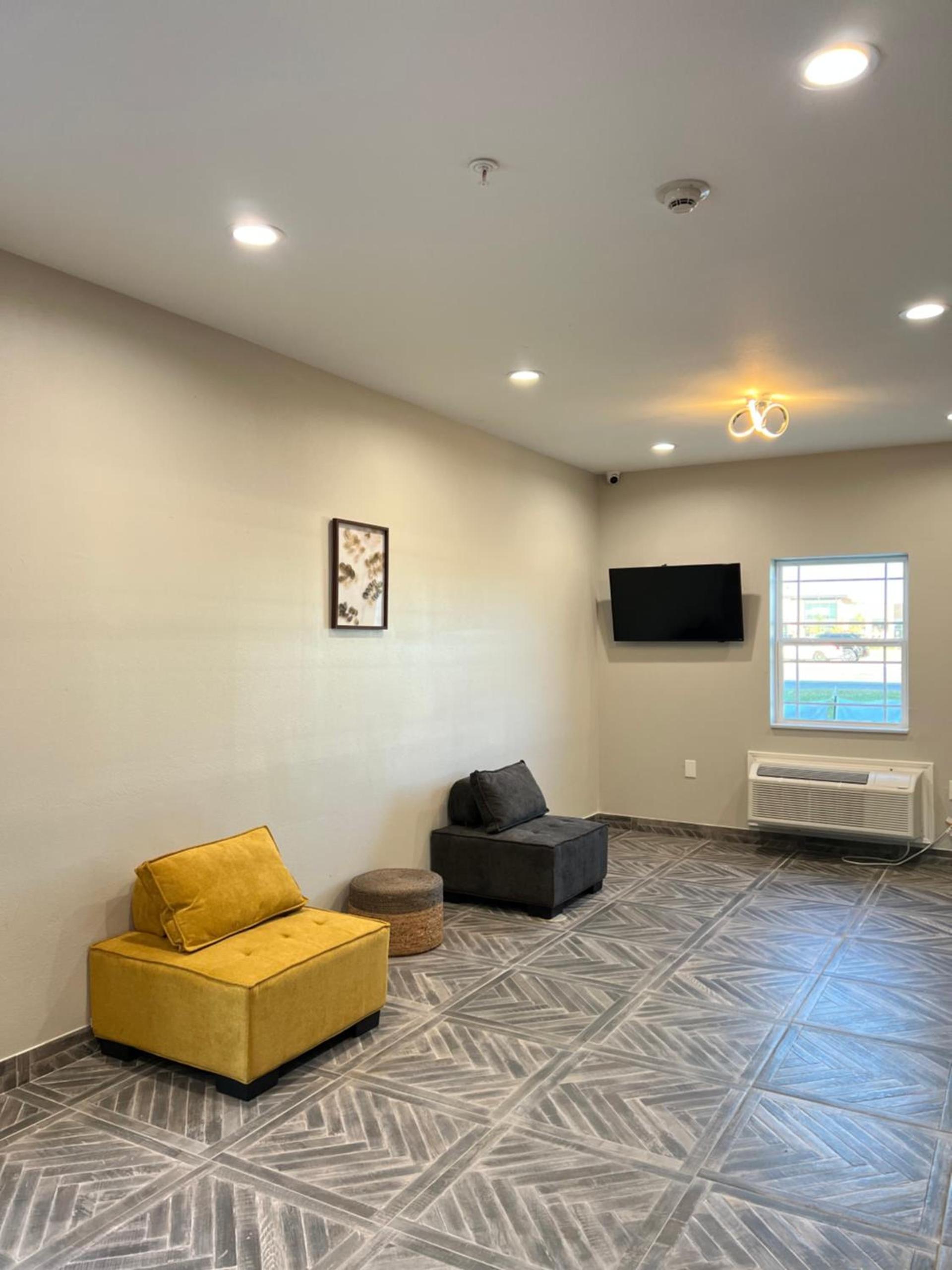 The Residency Suites photo 4