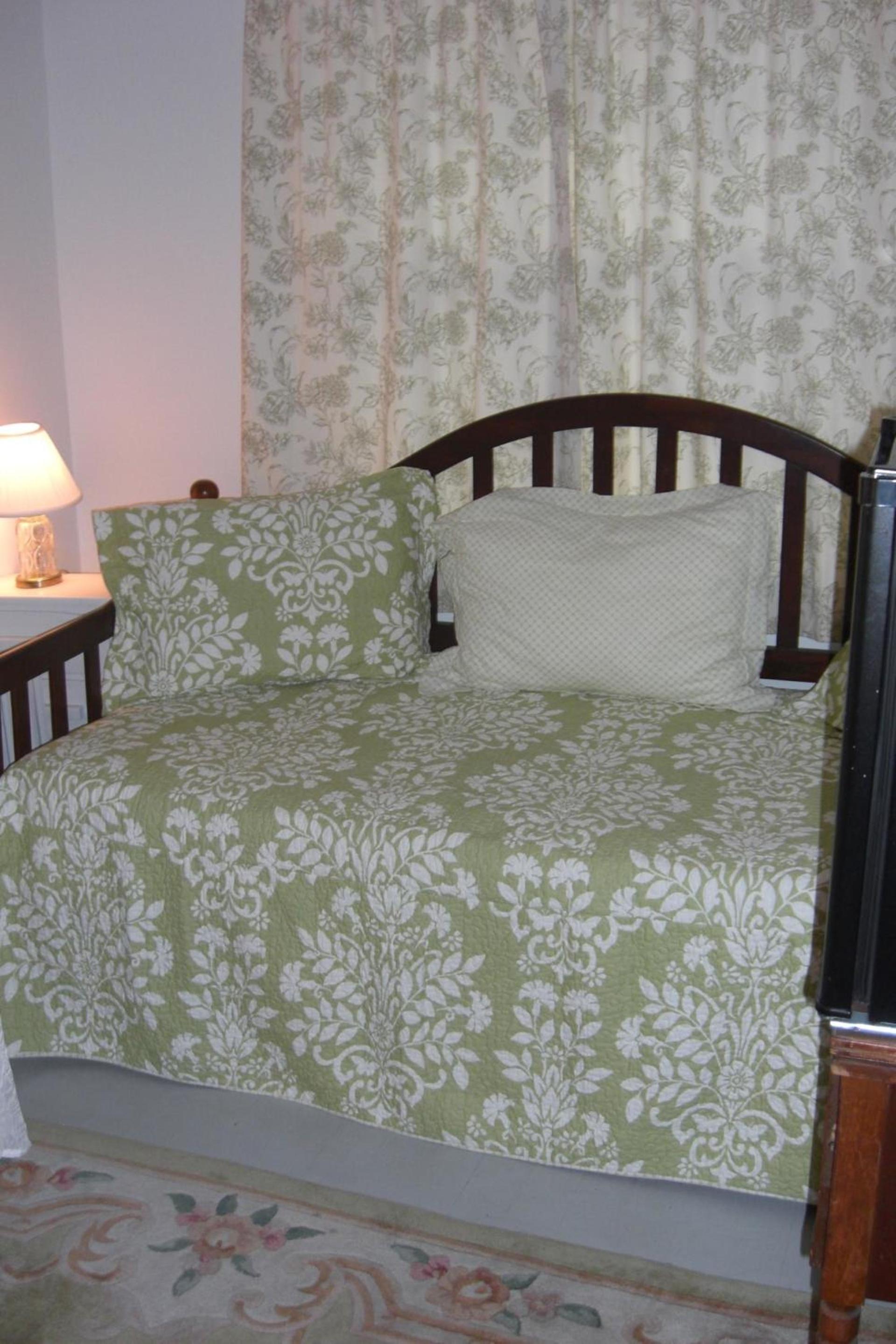 Seafarer Inn photo 19