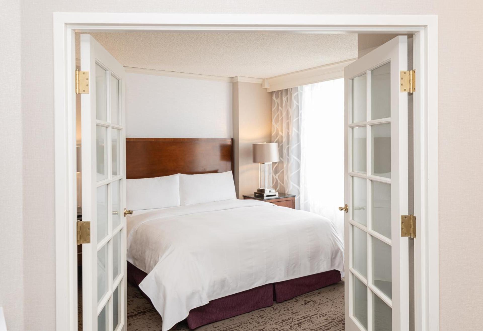 Chicago Marriott Suites Deerfield photo 16