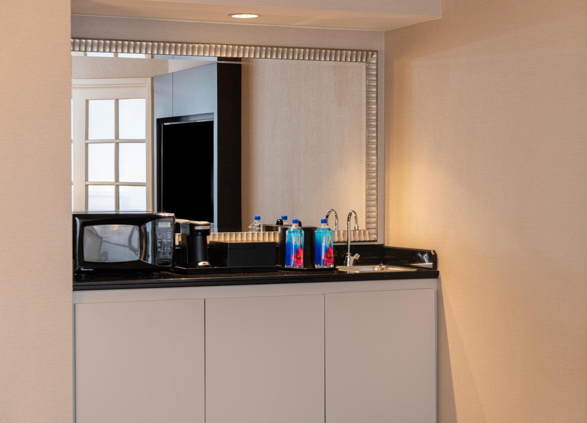 Chicago Marriott Suites Deerfield photo 30