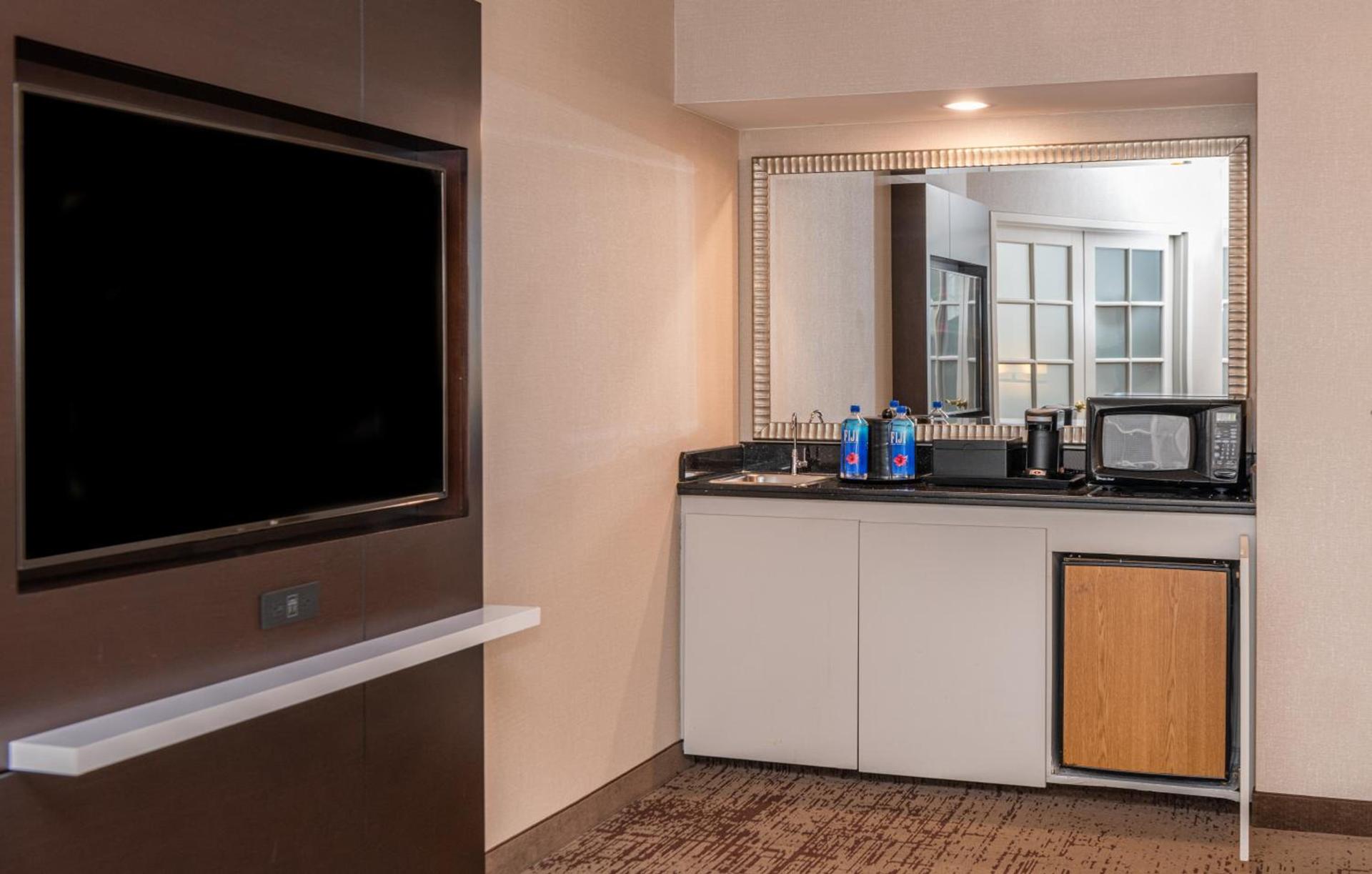 Chicago Marriott Suites Deerfield photo 12