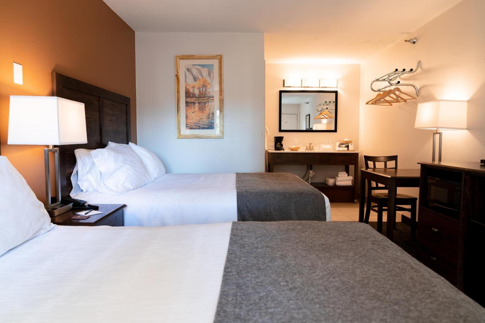Riviera Motor Lodge photo 34