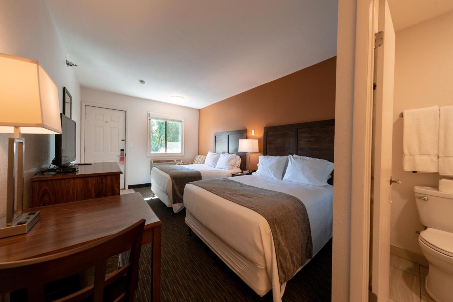 Riviera Motor Lodge photo 12