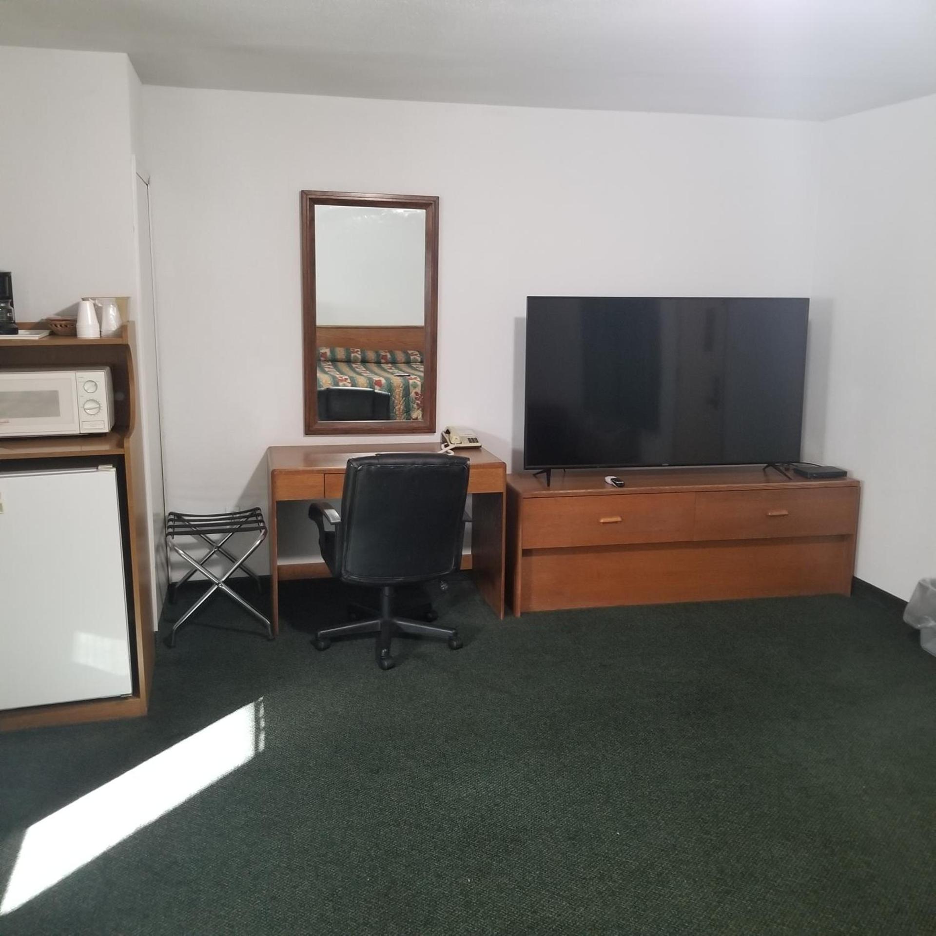 Budget 8 Motel photo 11