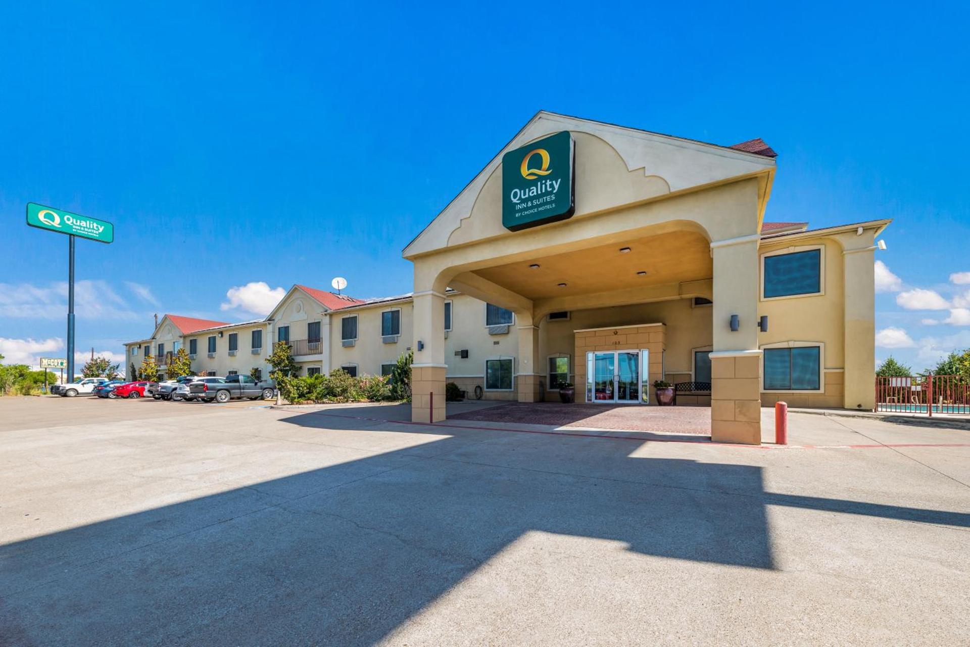 Quality Inn & Suites Terrell photo 62