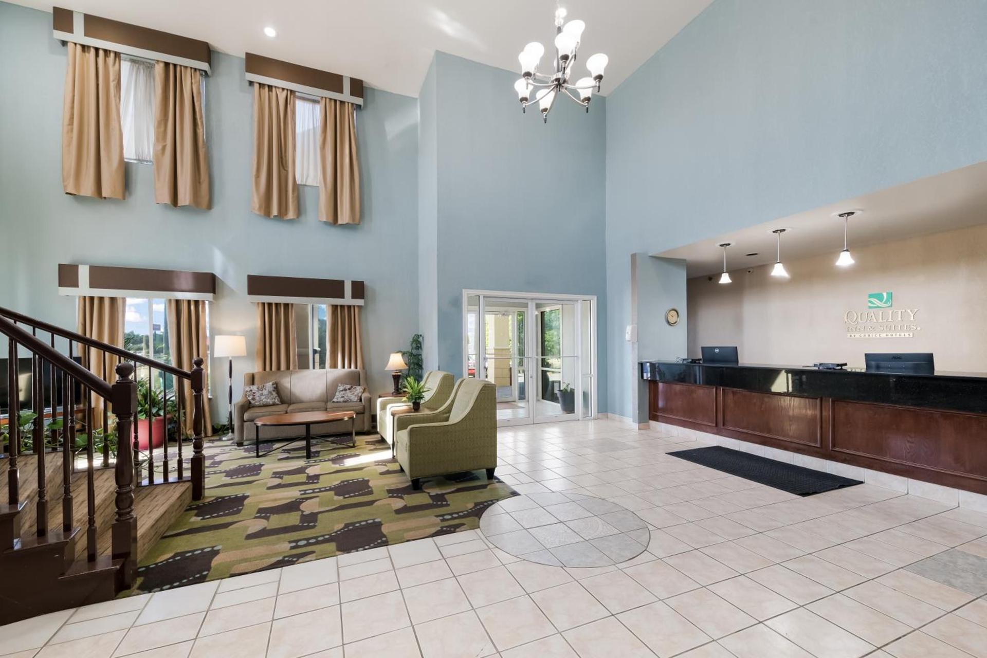 Quality Inn & Suites Terrell photo 67