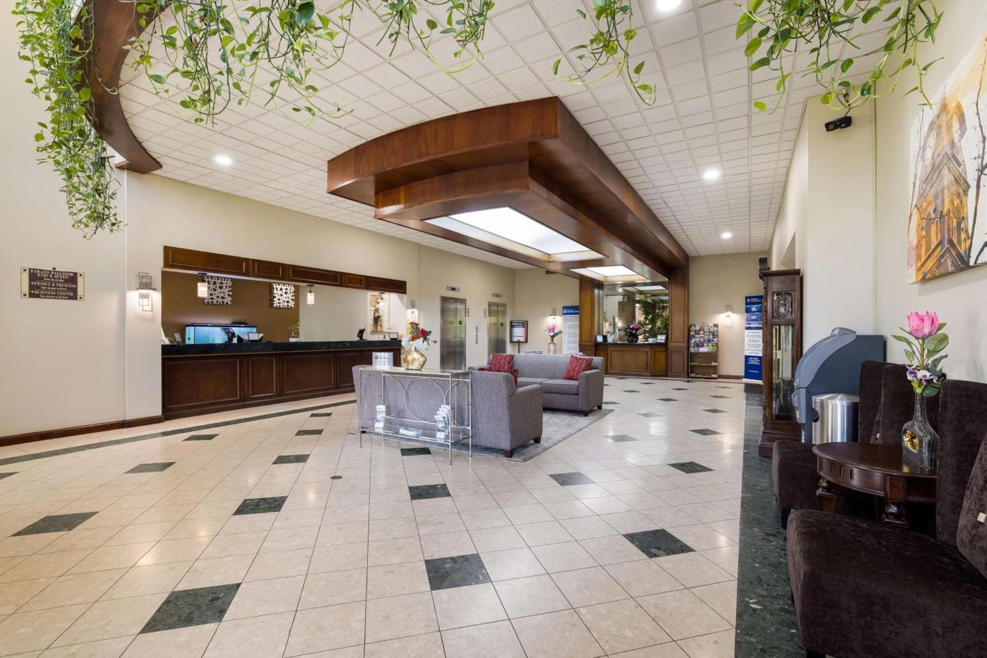 Best Western Grand Victorian Inn photo 37