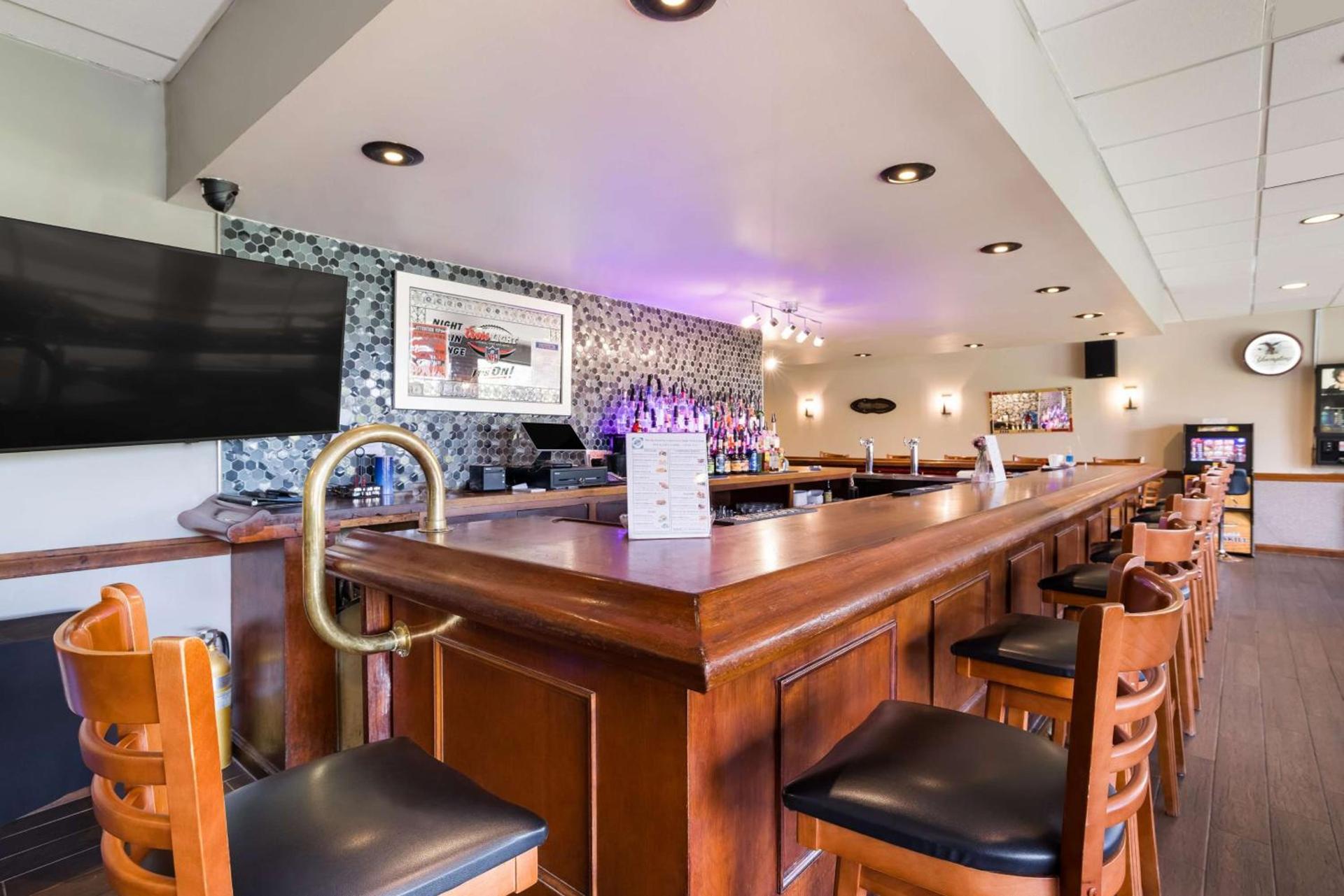 Best Western Grand Victorian Inn photo 39