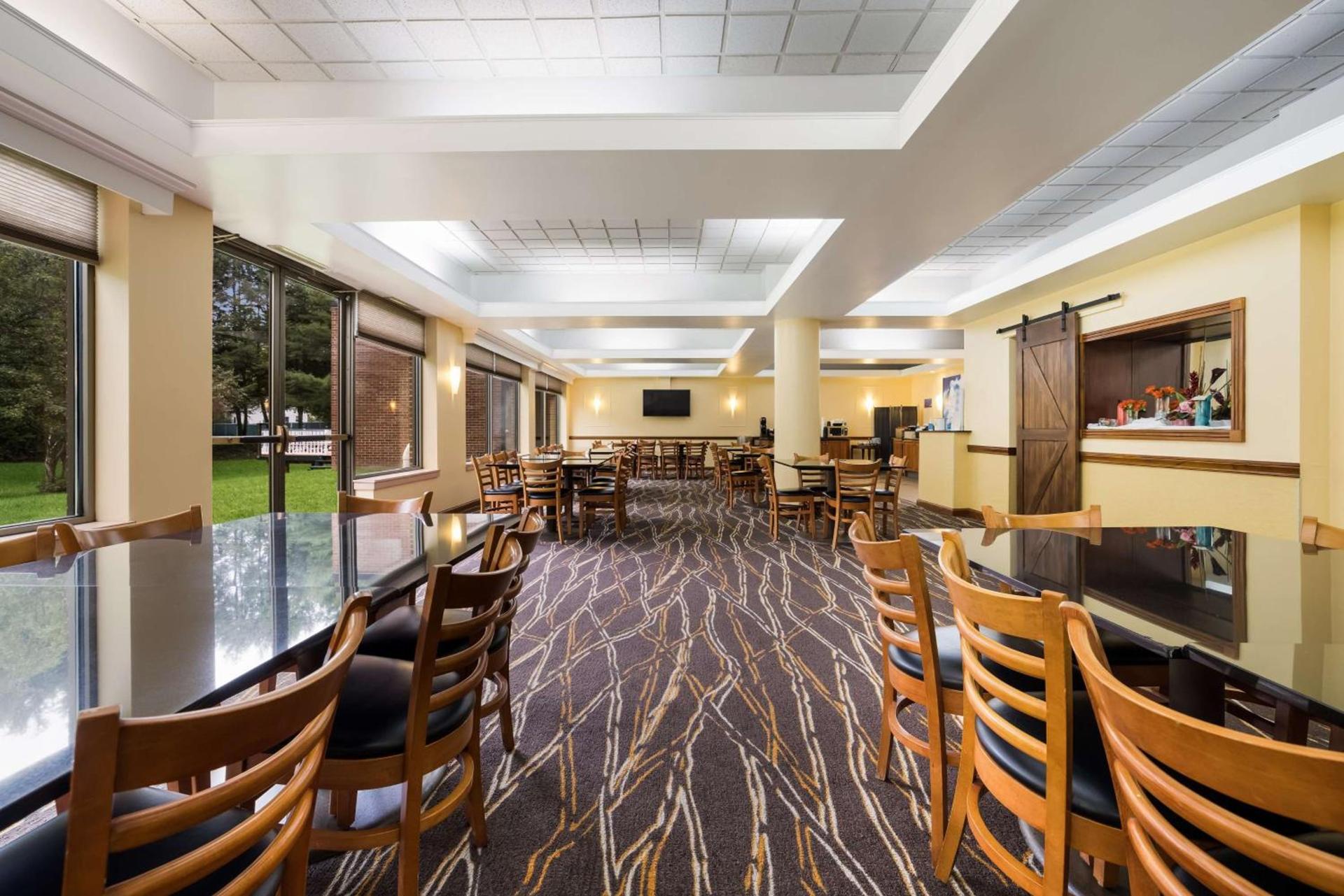 Best Western Grand Victorian Inn photo 5
