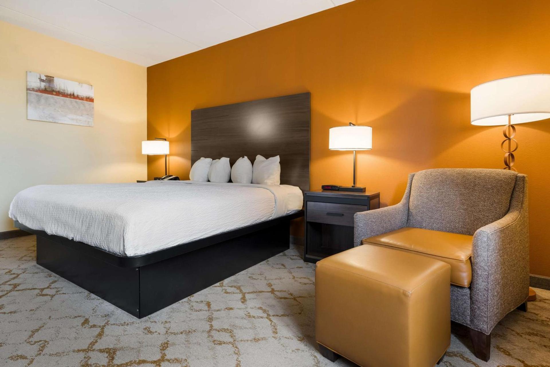 Best Western Grand Victorian Inn photo 14