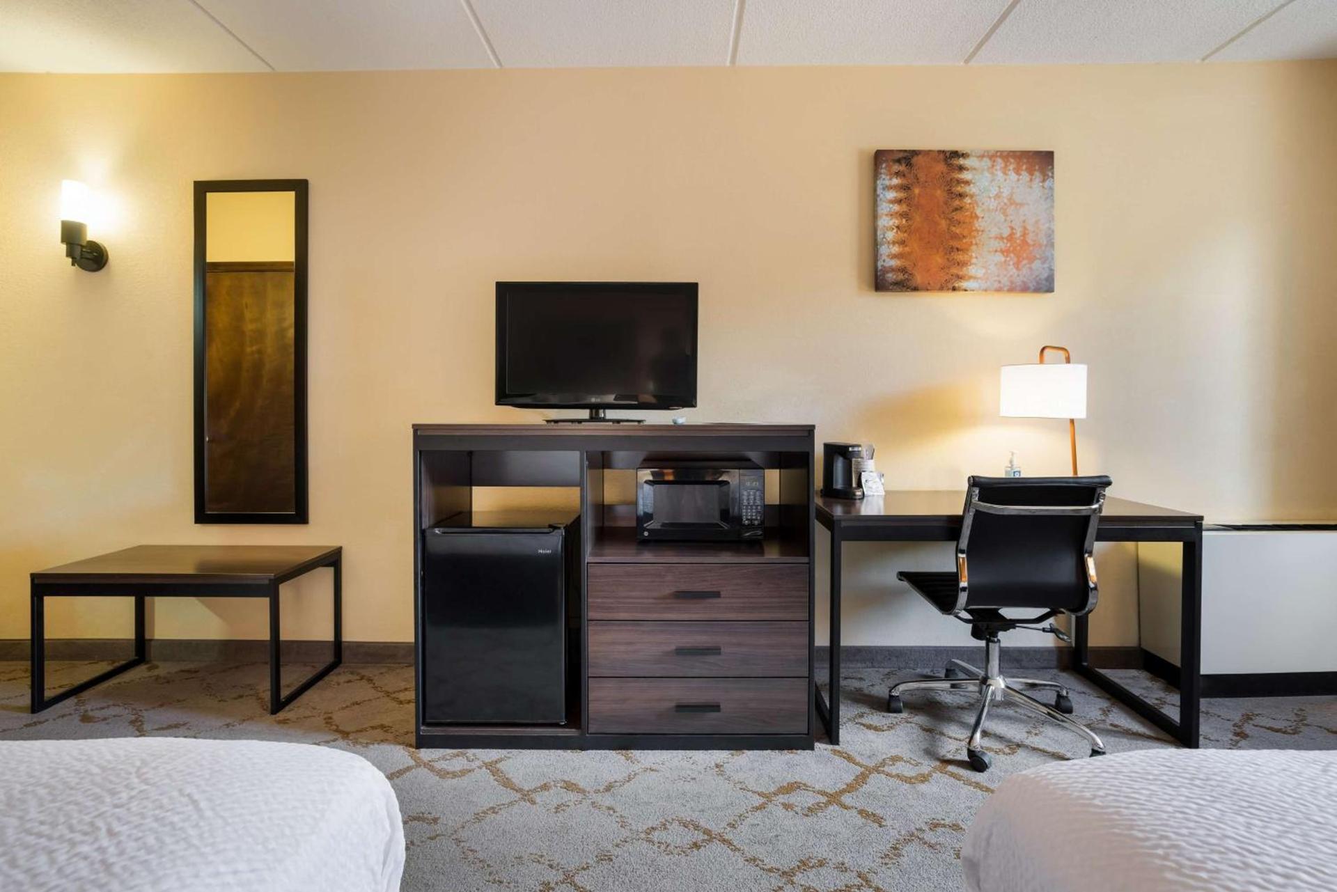 Best Western Grand Victorian Inn photo 17