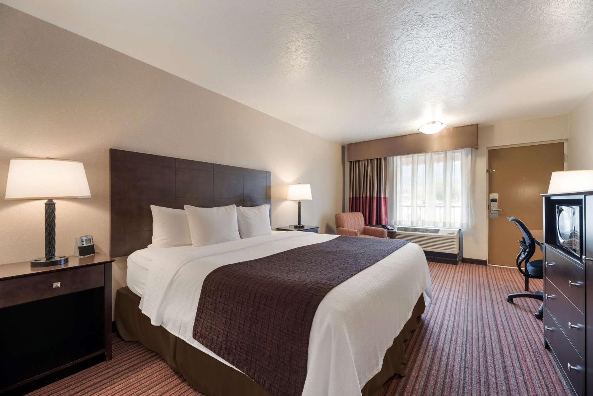 Best Western Plus Cedar City photo 19